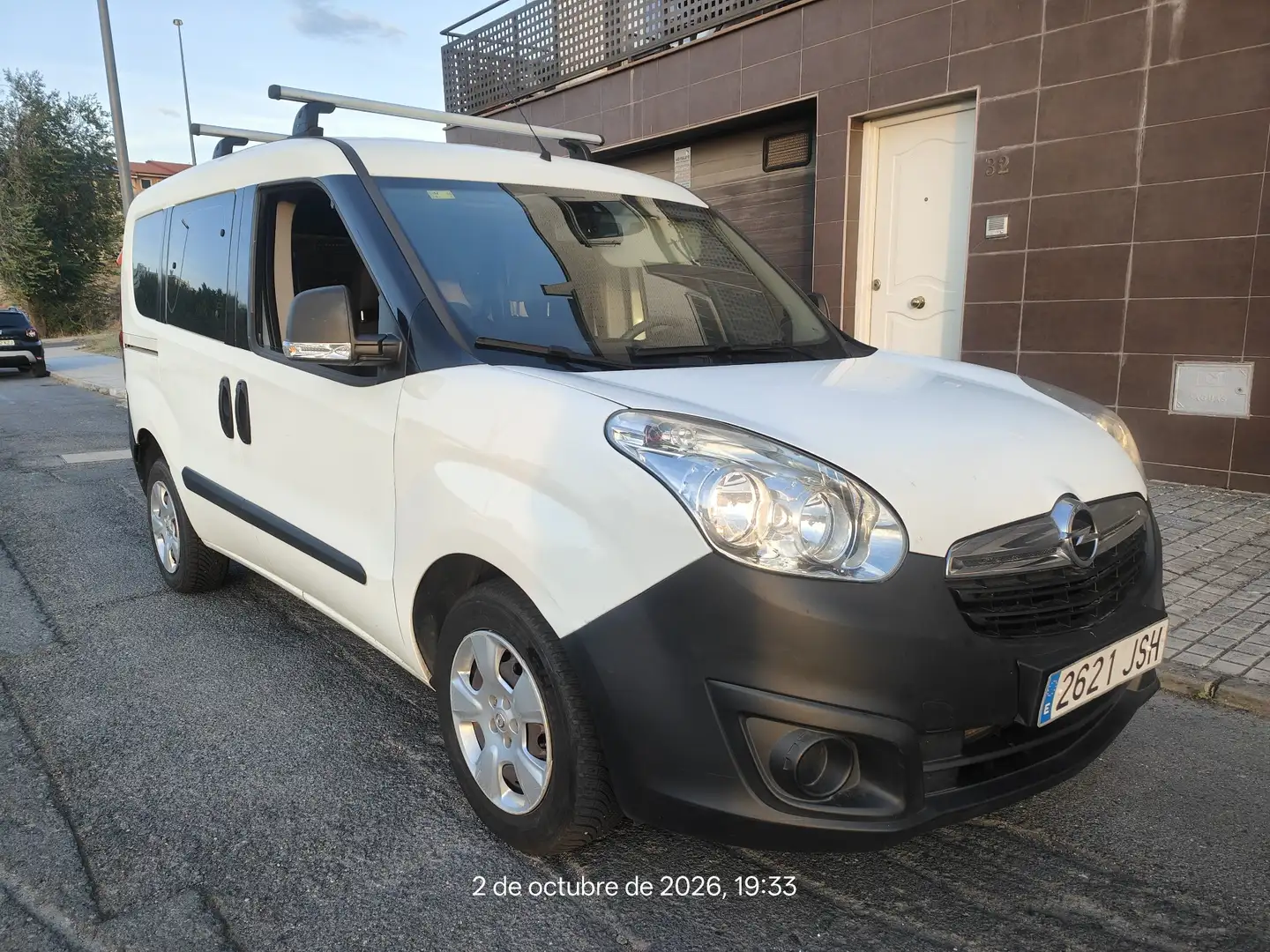 Opel Combo Tour 1.3CDTI Expression L1H1 90 - 2