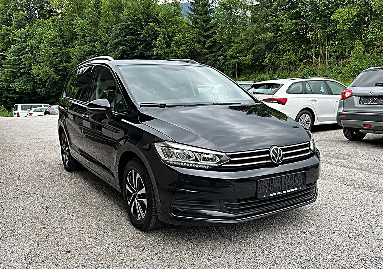 Volkswagen Touran Comfortline United 2,0 TDI Schwarz - 2