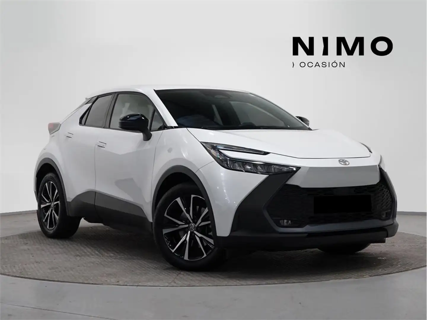 Toyota C-HR 2.0 220PH Advance - 1