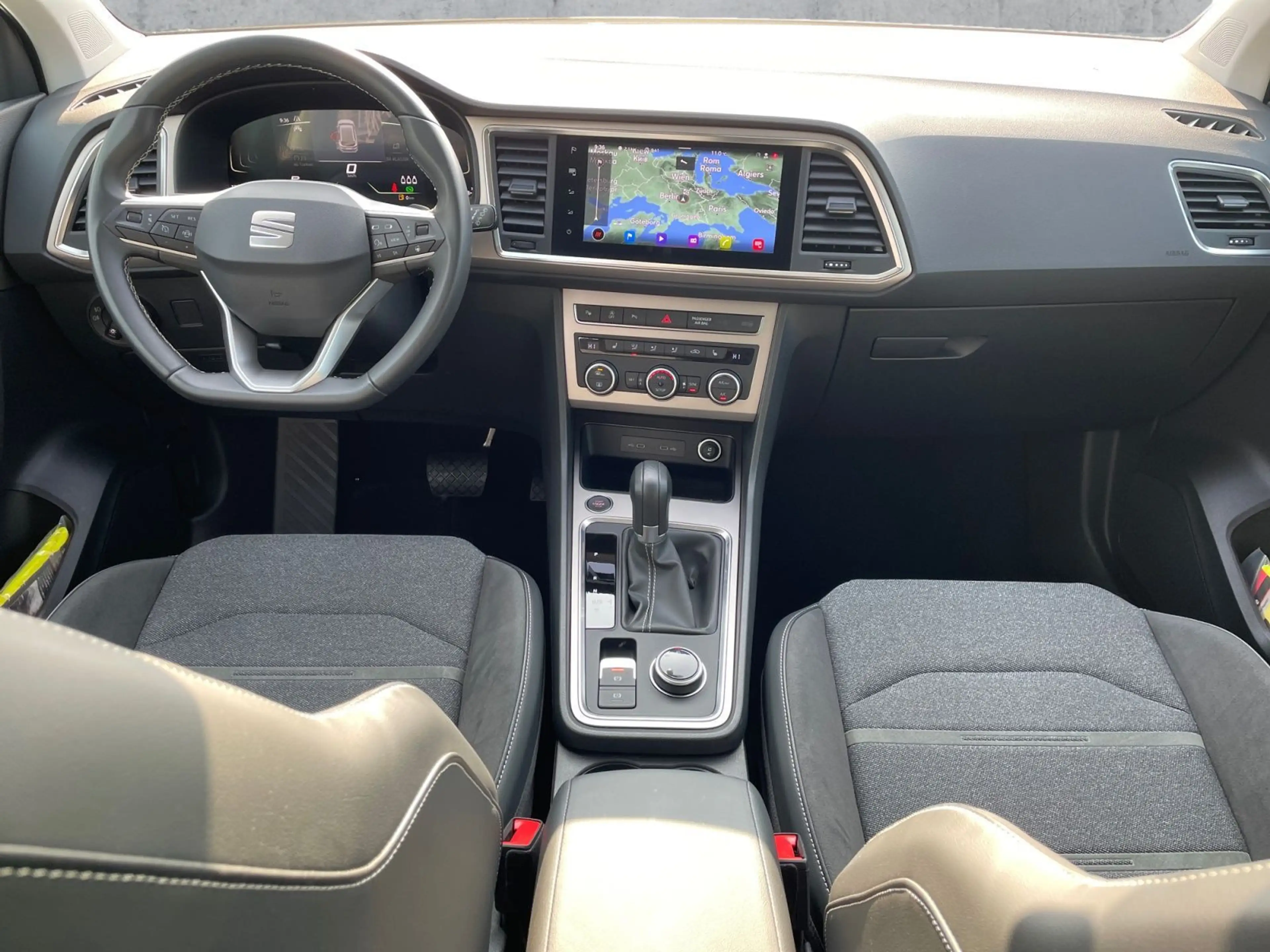 SEAT Ateca 2.0 TDI DSG XPERIENCE LED+NAVI+APP+SHZ+RFK — photo 9