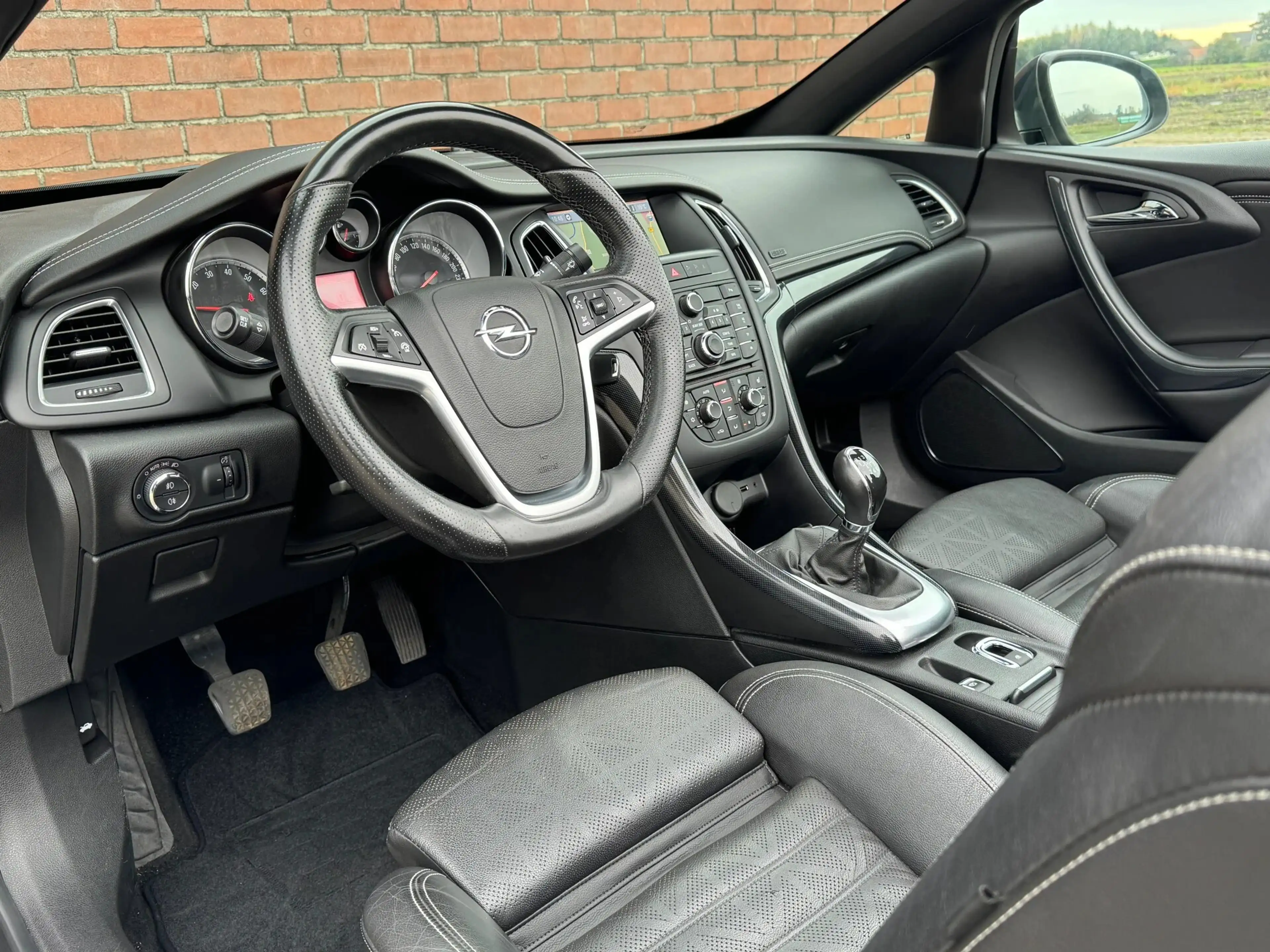 Opel Cascada 1.4T COSMO | NL-AUTO! | LEDER | NAVI | CAMERA! — photo 9