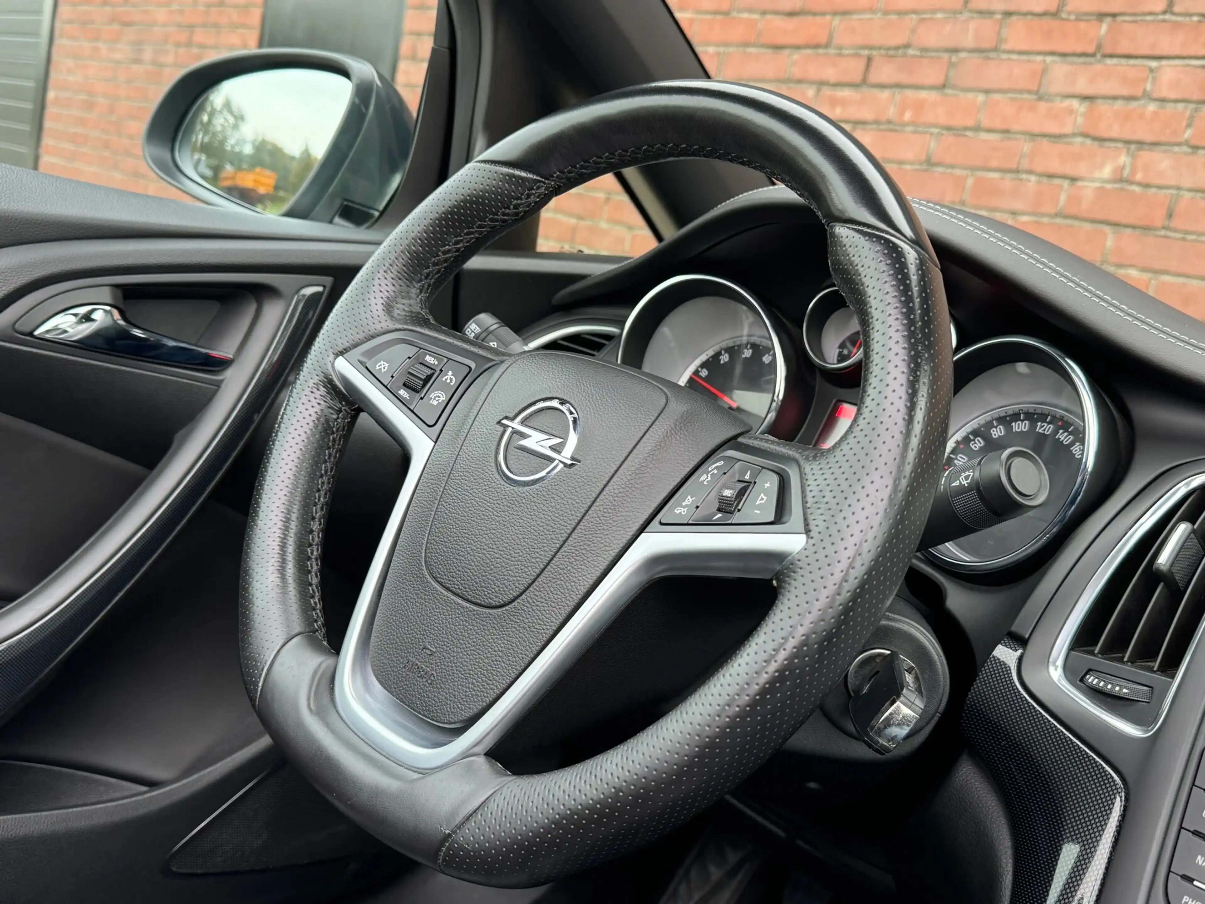 Opel Cascada 1.4T COSMO | NL-AUTO! | LEDER | NAVI | CAMERA! — photo 13