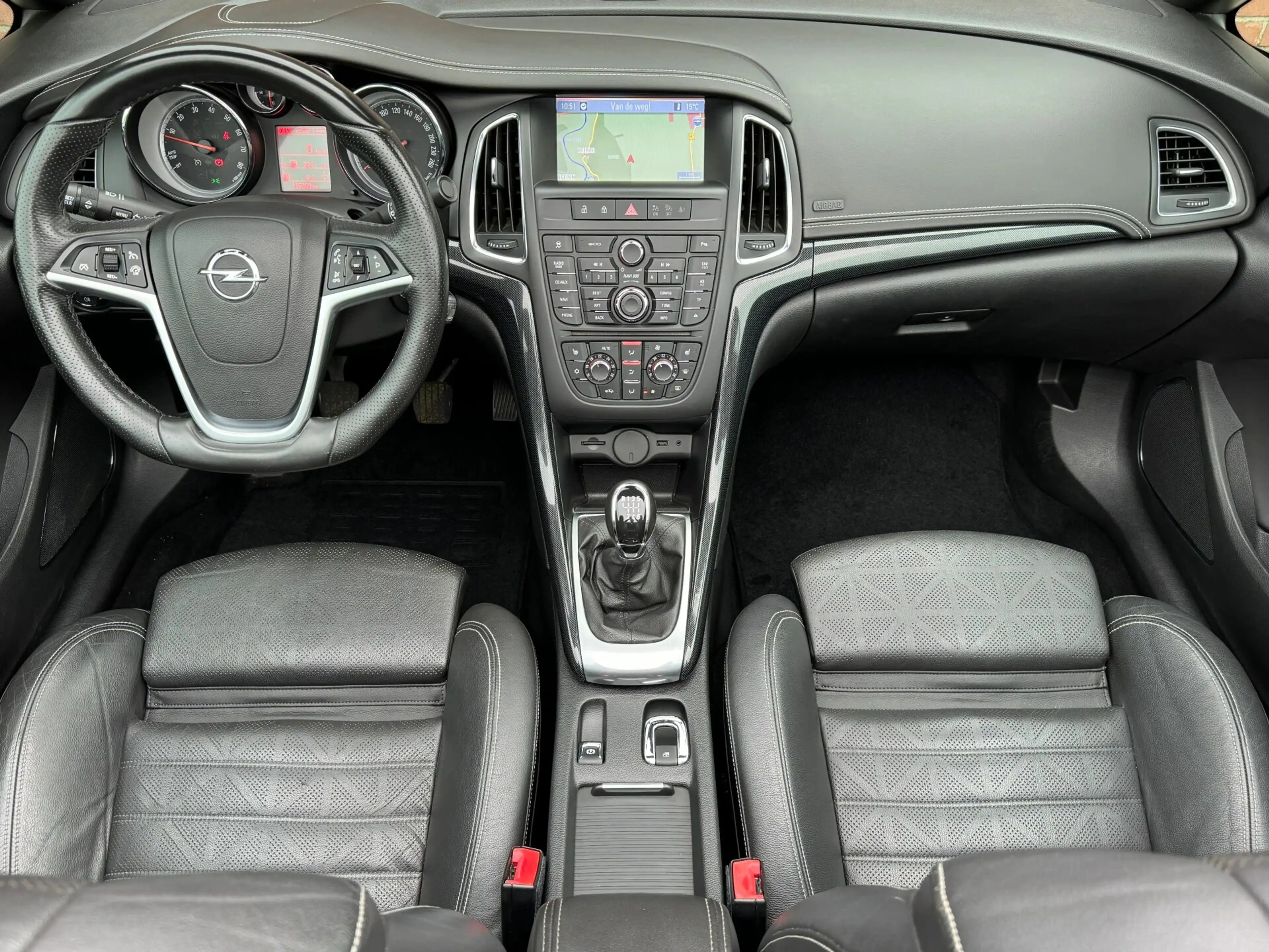 Opel Cascada 1.4T COSMO | NL-AUTO! | LEDER | NAVI | CAMERA! — photo 10