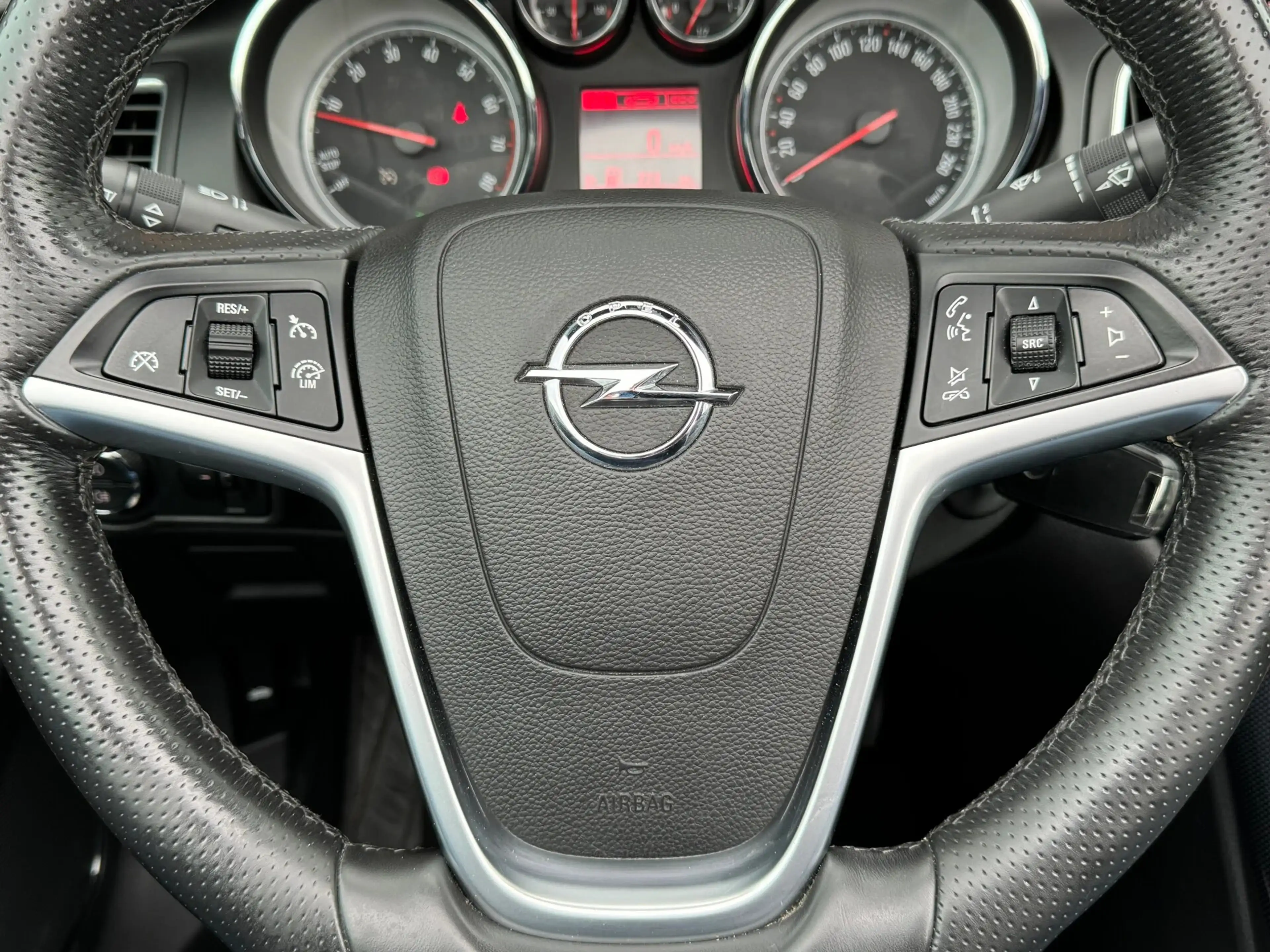 Opel Cascada 1.4T COSMO | NL-AUTO! | LEDER | NAVI | CAMERA! — photo 23