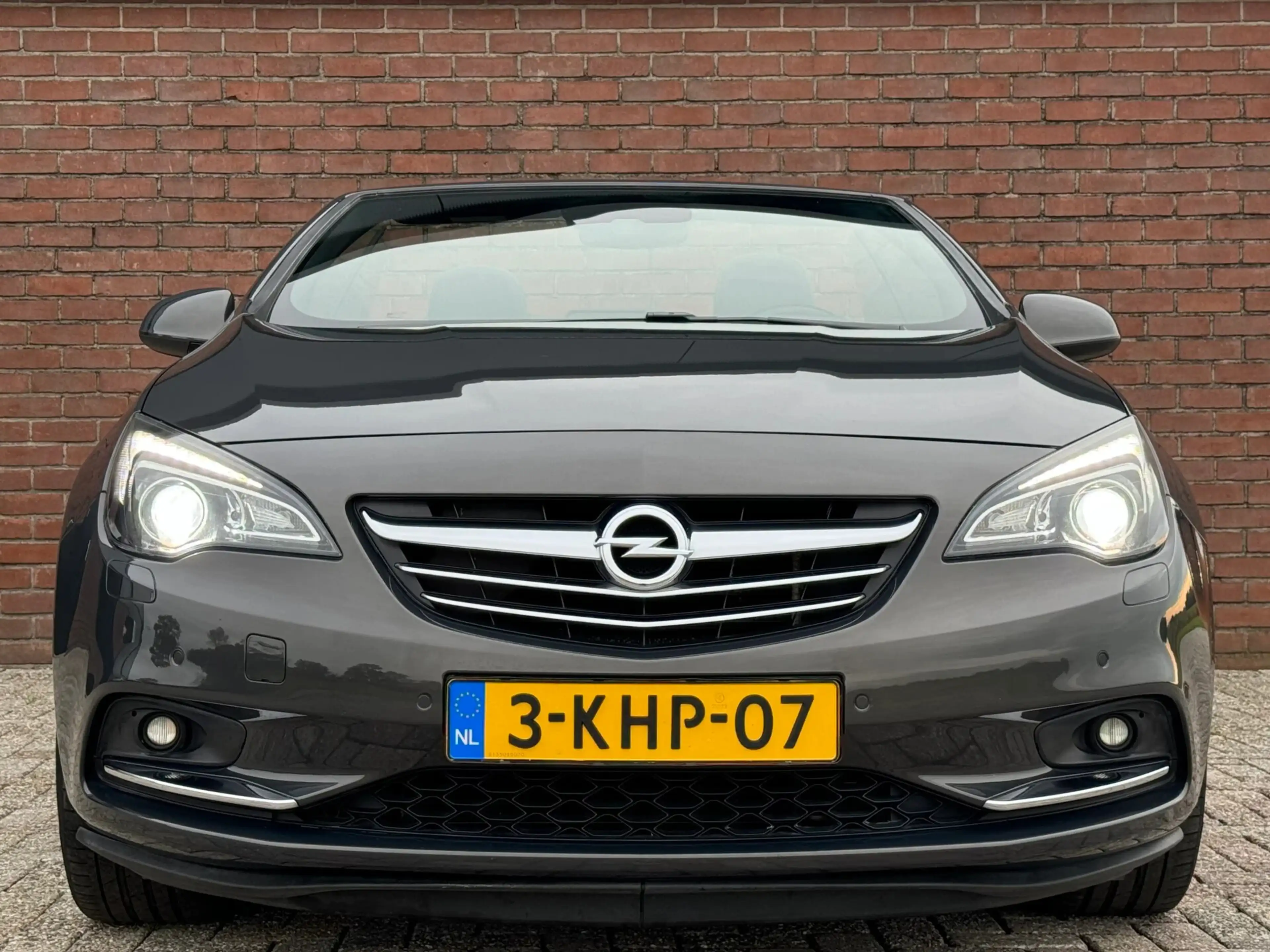 Opel Cascada 1.4T COSMO | NL-AUTO! | LEDER | NAVI | CAMERA! — photo 2