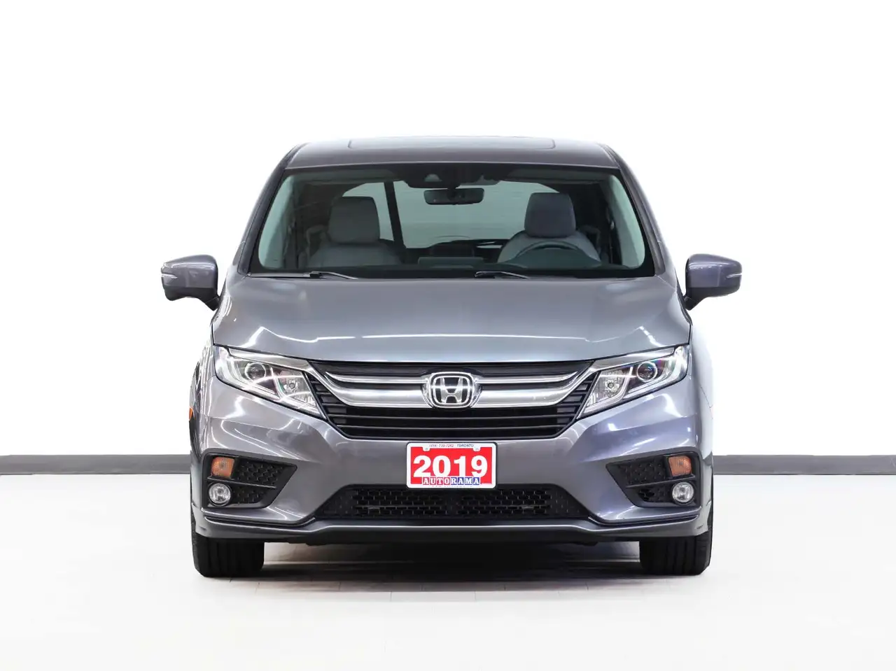 Honda Odyssey снимка Honda Odyssey