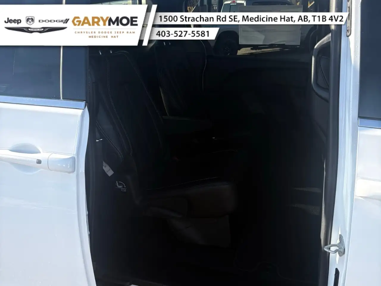 Chrysler Grand Caravan снимка Chrysler Grand Caravan