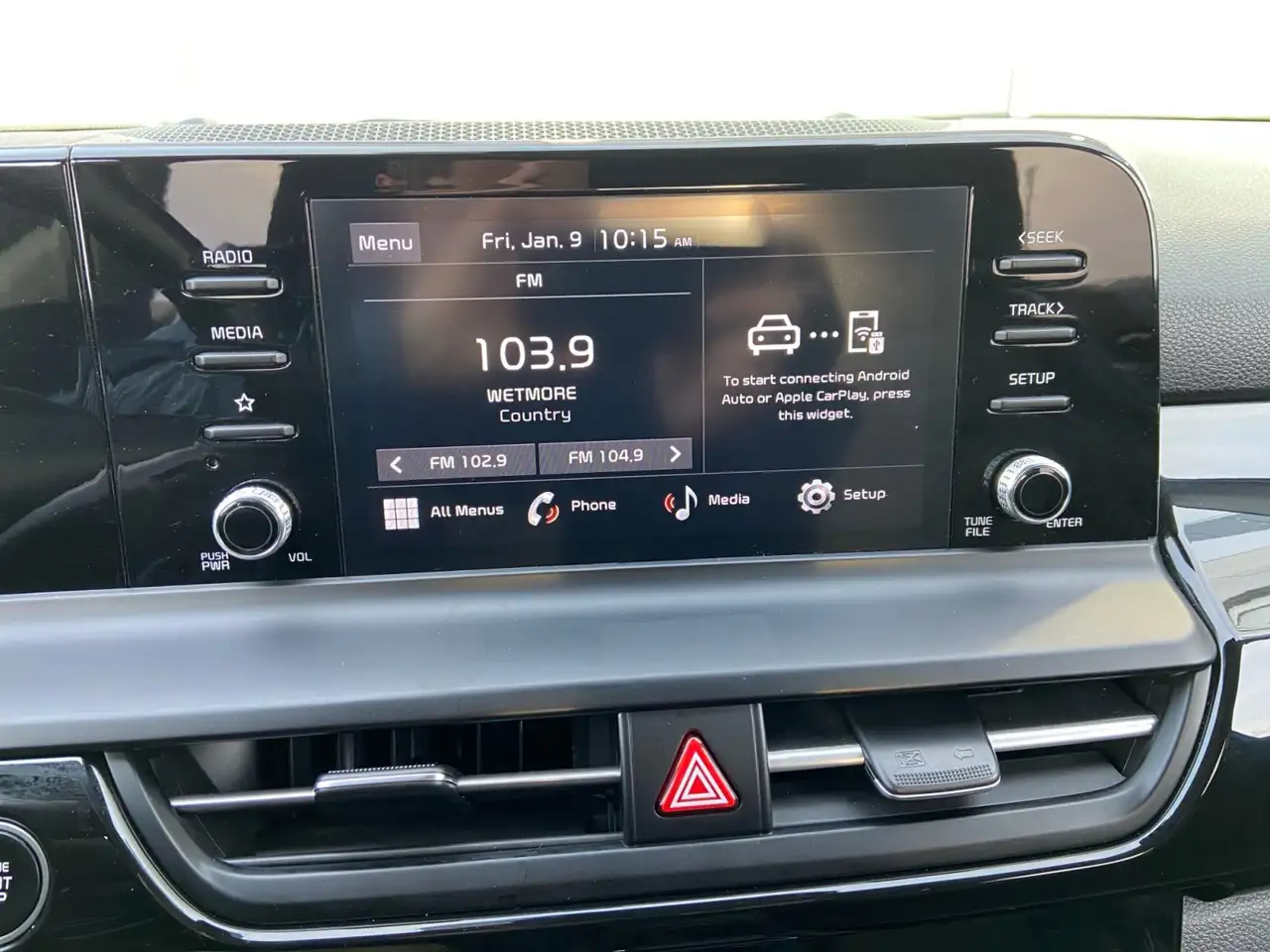 Kia Seltos снимка Kia Seltos