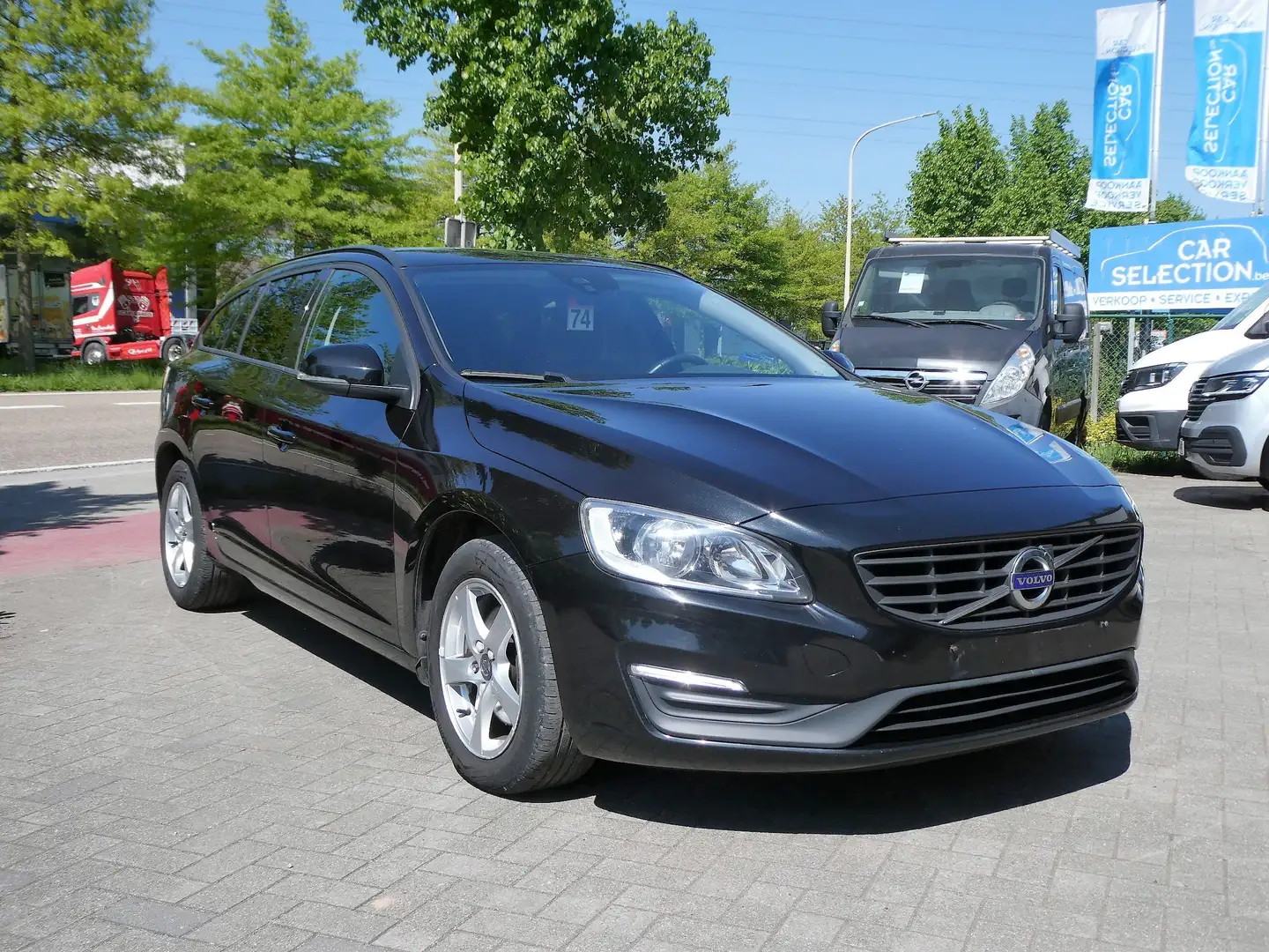 Volvo V60 2.0 D2 *voor Export of handelaar* Noir - 1