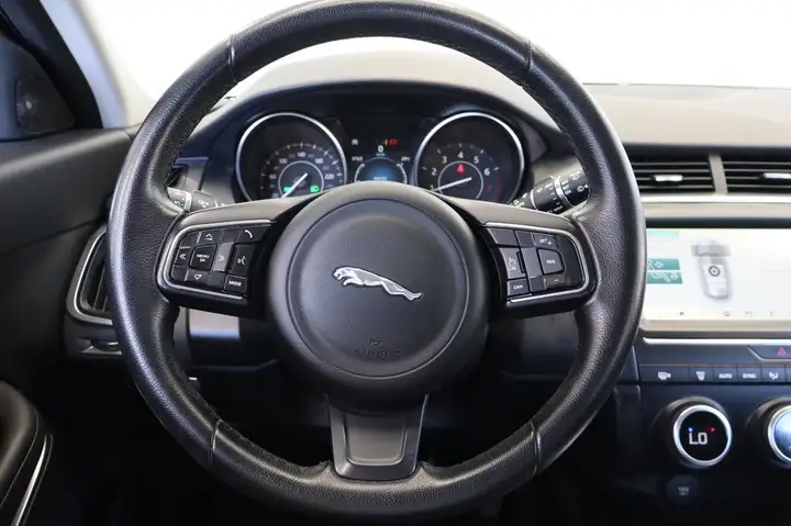 Jaguar E-Pace 2.0P 4WD Auto 2020, foto 12