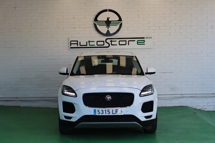 Jaguar E-Pace 2.0P 4WD Auto 2020, foto 2