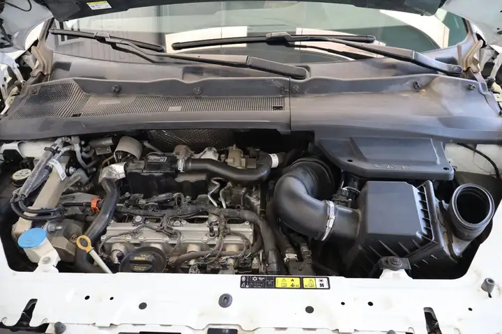 Jaguar E-Pace 2.0P 4WD Auto 2020, foto 29