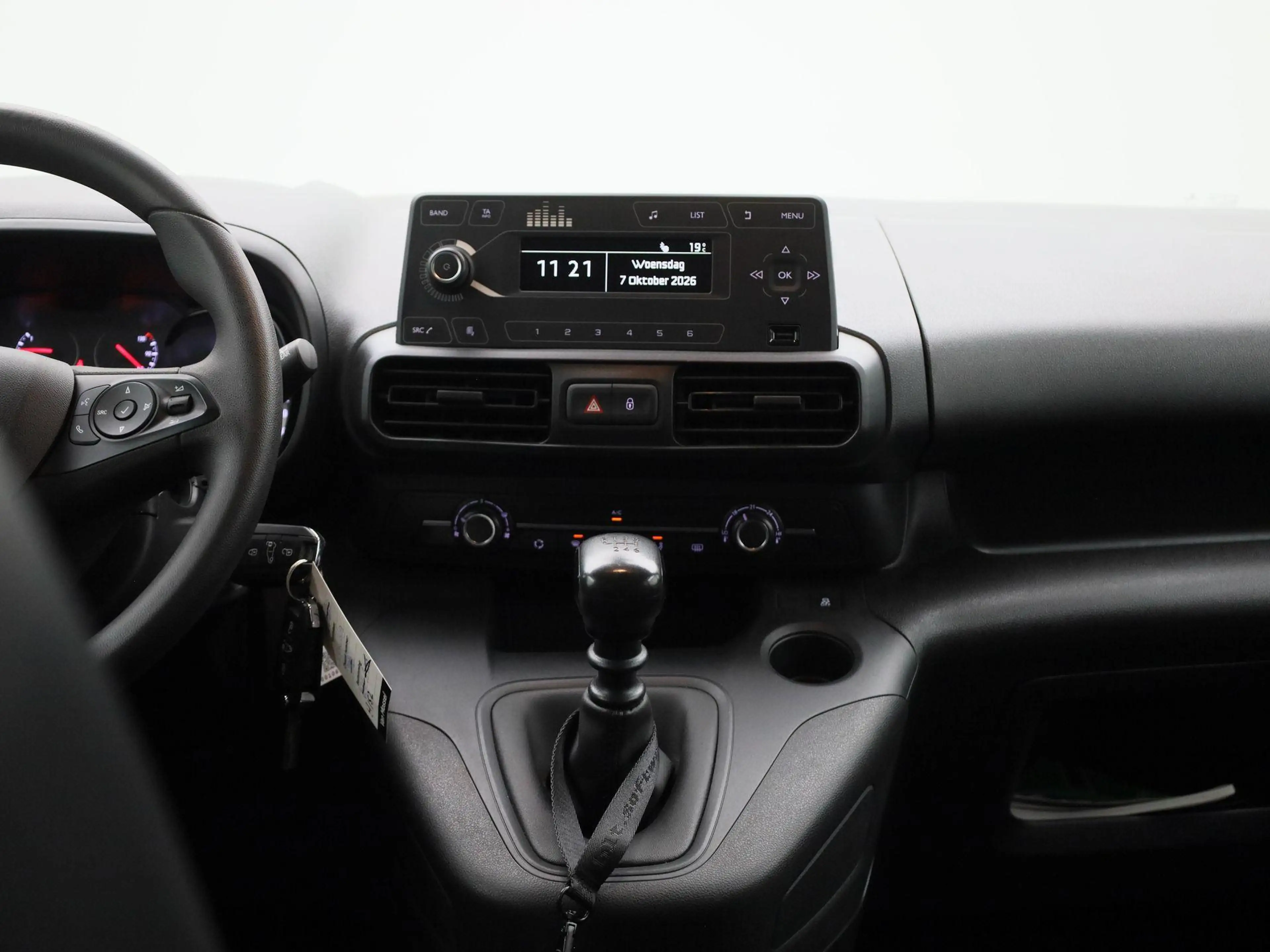 Opel Combo Life 1.5 Turbo D 75kW S/S Edition Pl L1H1 — photo 9