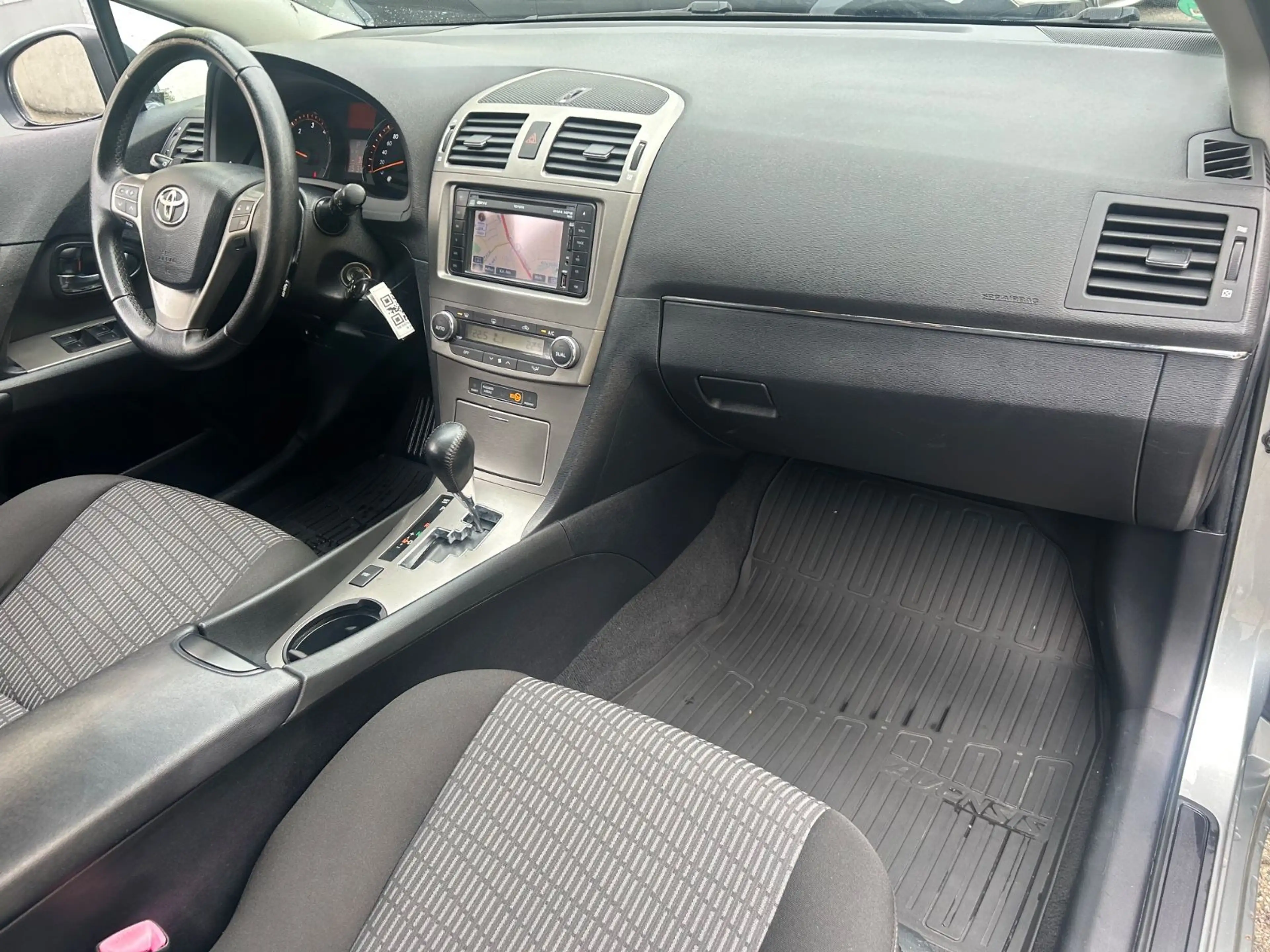 Toyota Avensis Kombi 2.2 D-4D Edition AUTOMATIK, *Navi* — photo 15