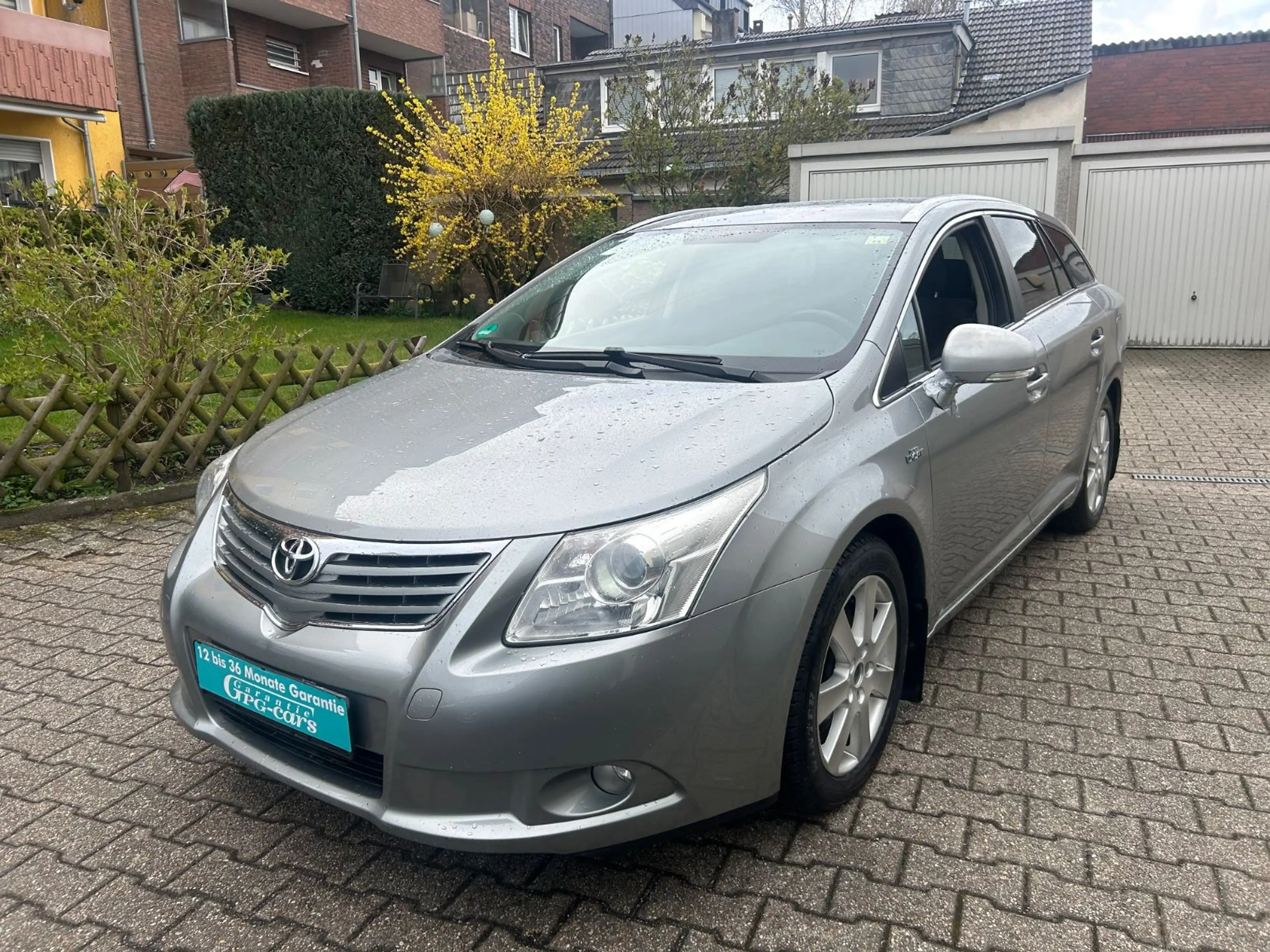 Toyota Avensis Kombi 2.2 D-4D Edition AUTOMATIK, *Navi* — photo 3