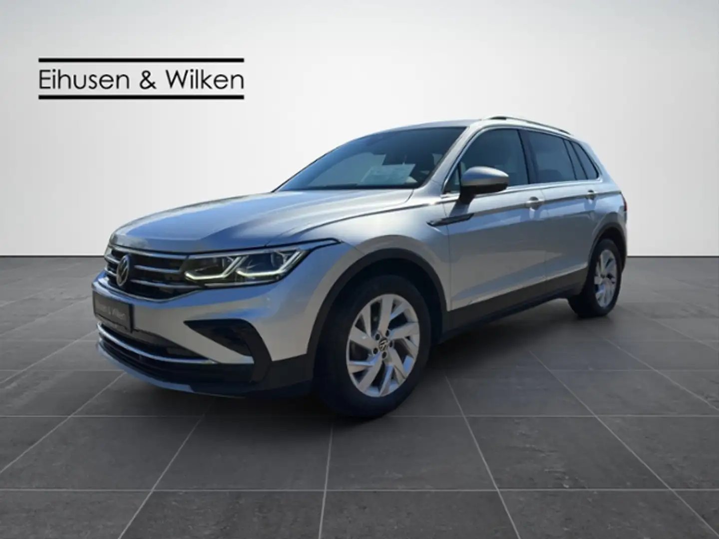 Volkswagen Tiguan 1.5+TSI+DSG+ELEGANCE+NAVI+AHK+ Silber - 2