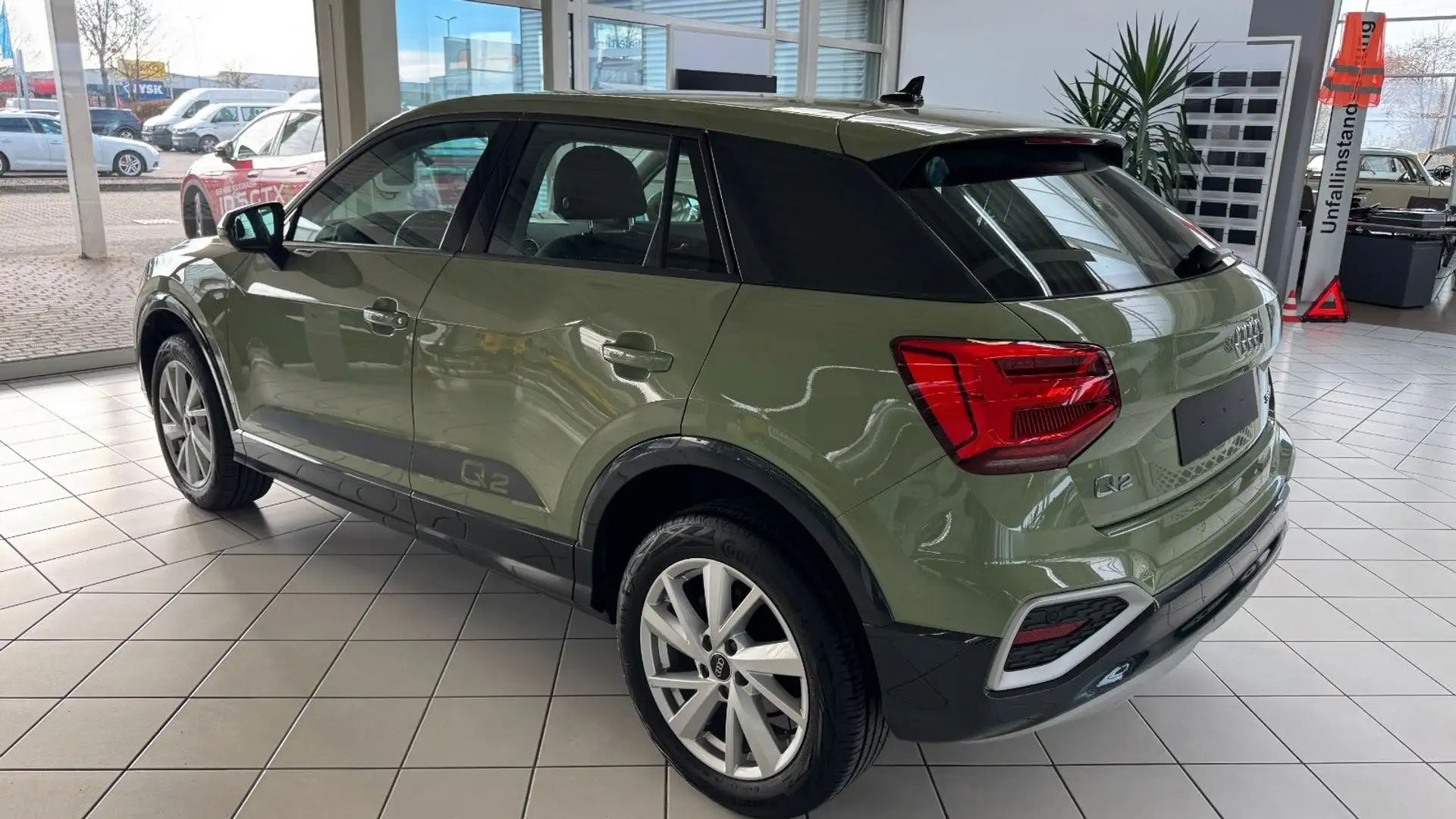Audi Q2 35 TFSI advanced Verde - 2