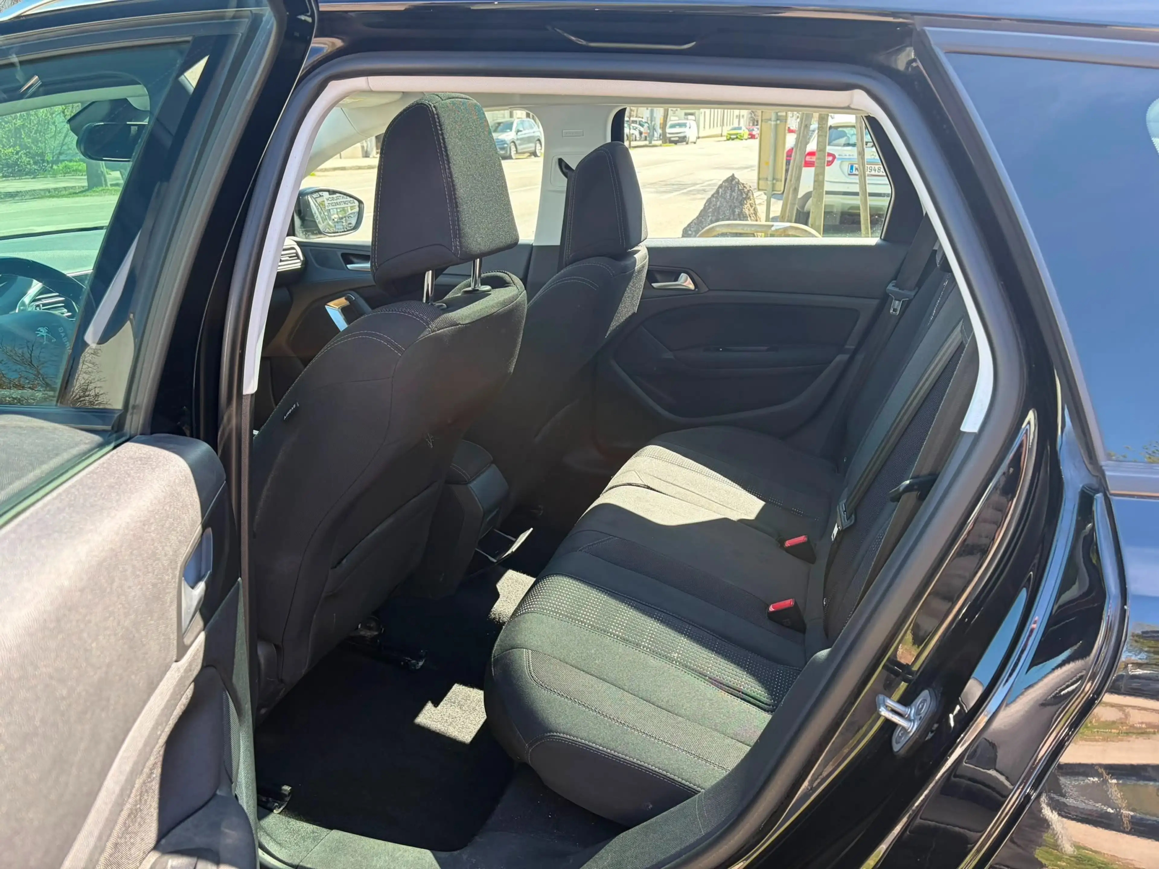 Peugeot 308 308 SW 1,6 HDi 110 FAP Premium Premium — photo 10