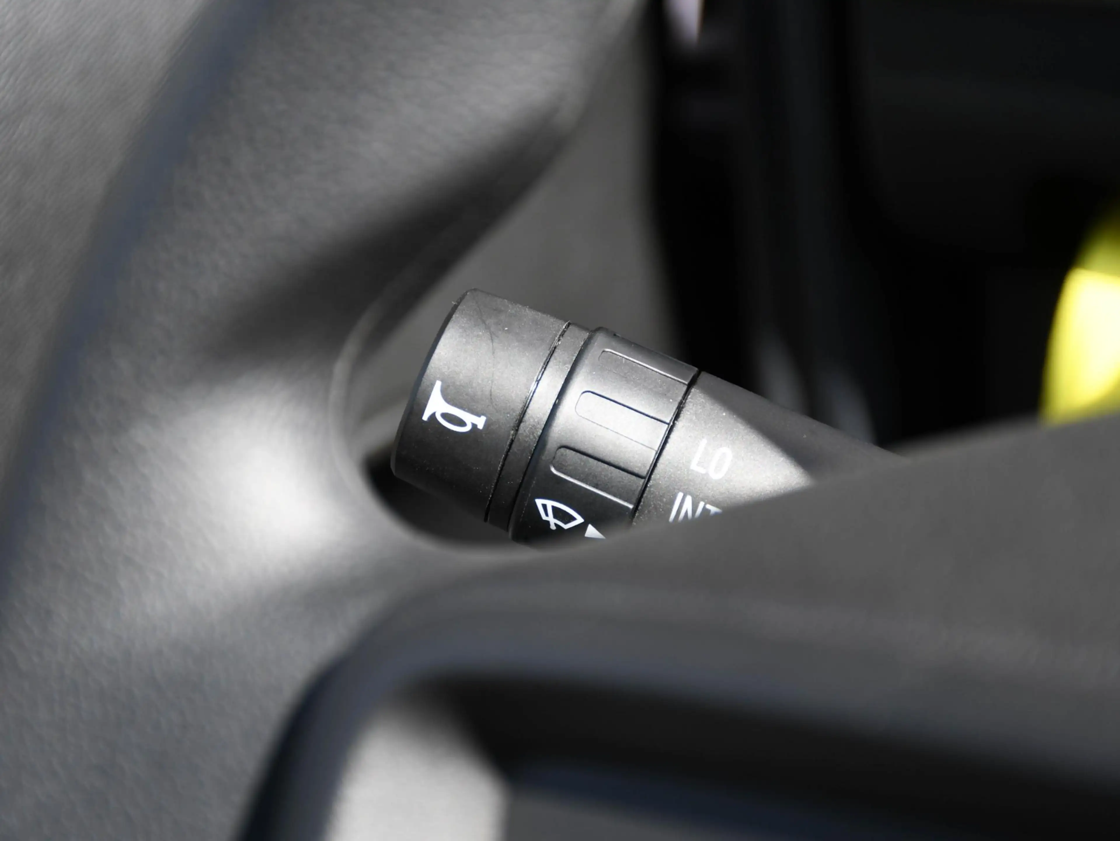 Opel Rocks-e Base 45kmh PANO | USB — photo 12