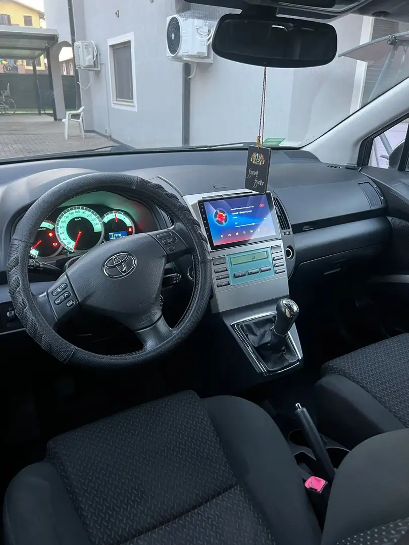 Toyota Corolla Verso D4D 136cv 7posti Marrone - 2