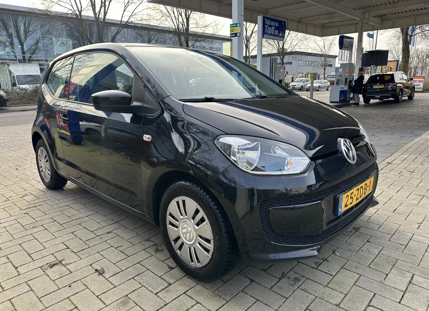 Volkswagen up! 1.0 move up! BlueMotion Airco Zwart - 2