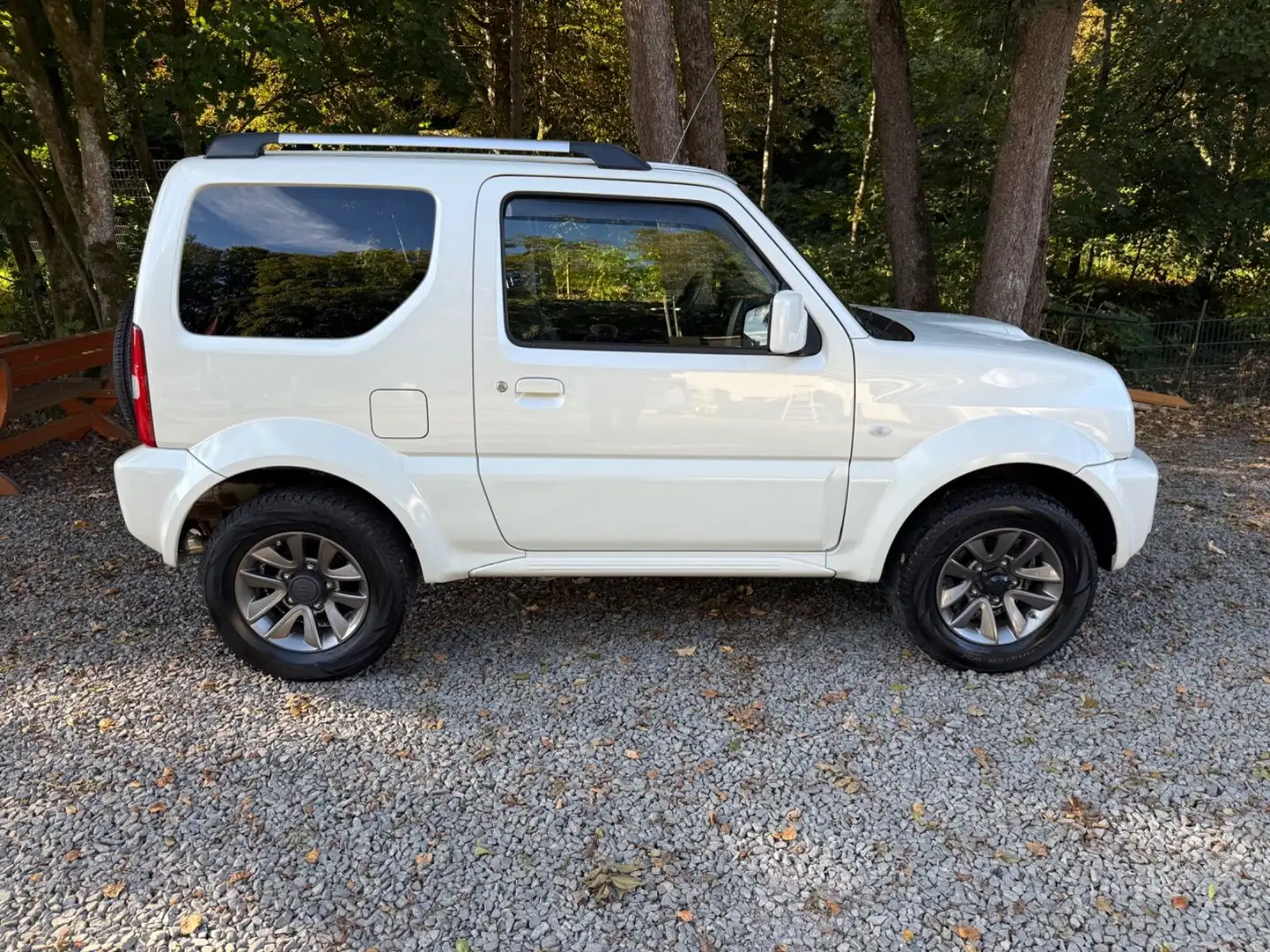 Suzuki Jimny Ranger 4x4 Style Lim. Leder Sitzheizung Weiß - 2