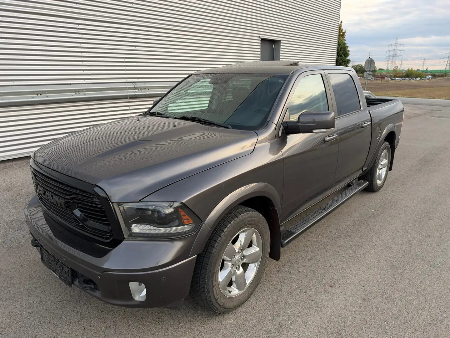 Dodge RAM 1500 3.0 Diesel ID:52 Schwarz - 1
