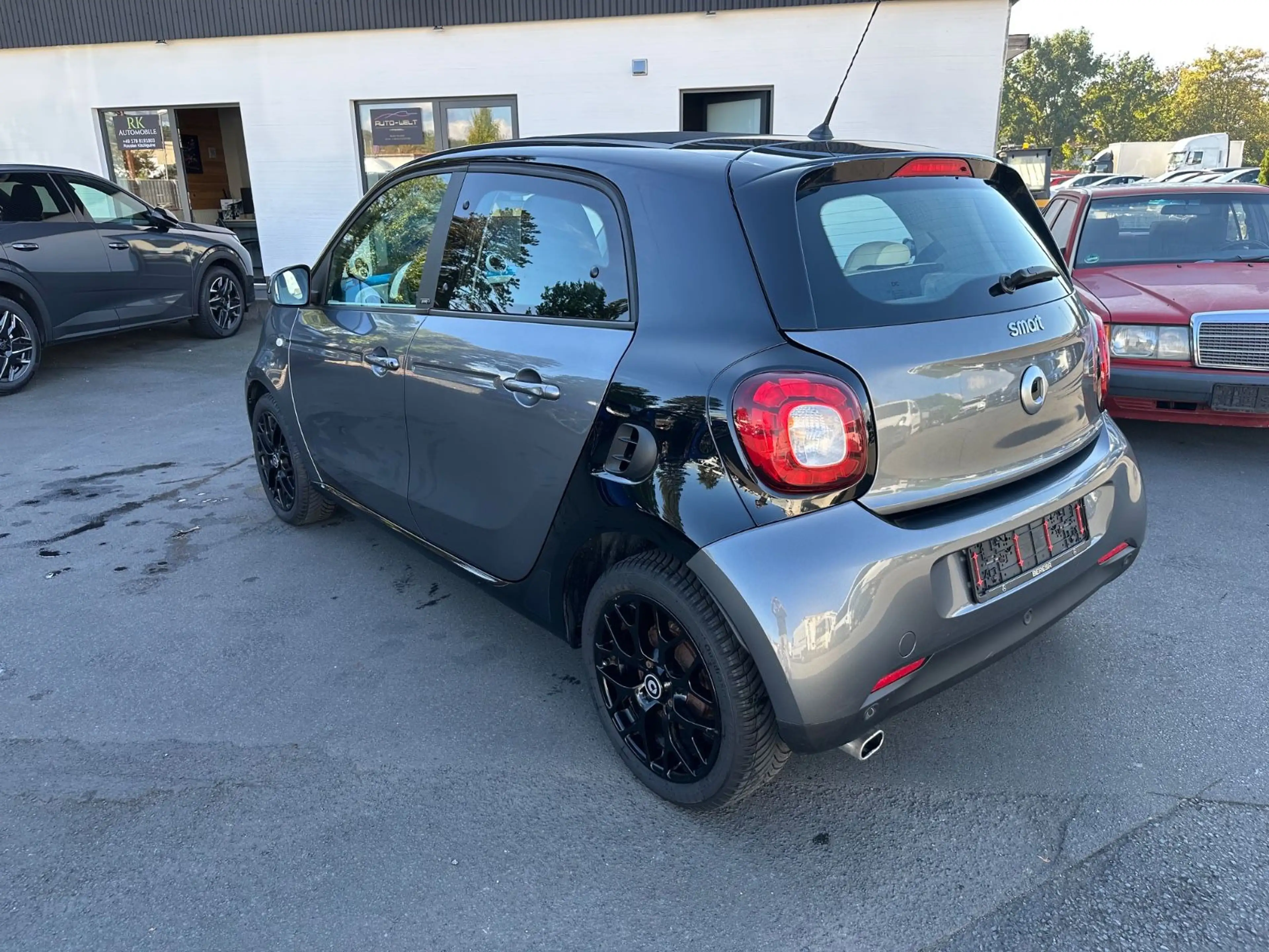 smart forFour Proxy *LED*NAVI*Faltdach*Teilleder*PDC — photo 7