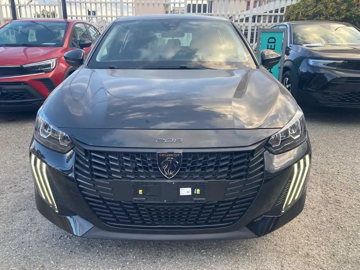 Peugeot 208 2ª serie Hybrid 110 e-DCS6 Style Negro - 1