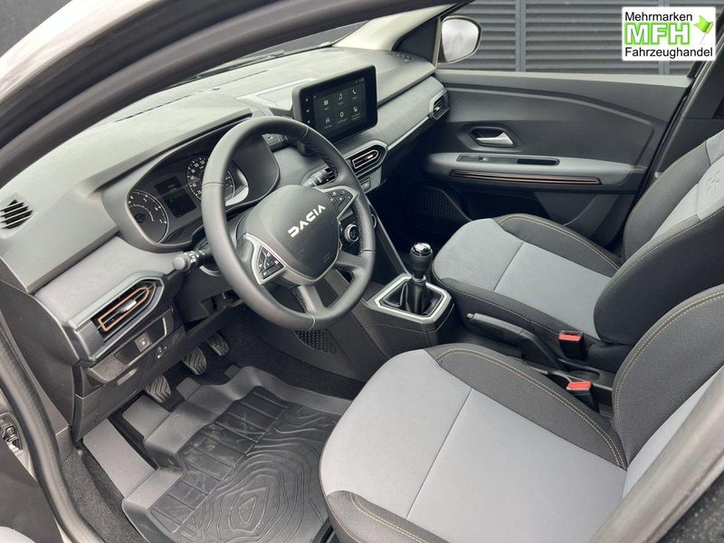 Dacia Jogger Extreme 5-S LED+RFK TCe 110 81 kW (110 PS), Sch... — photo 3