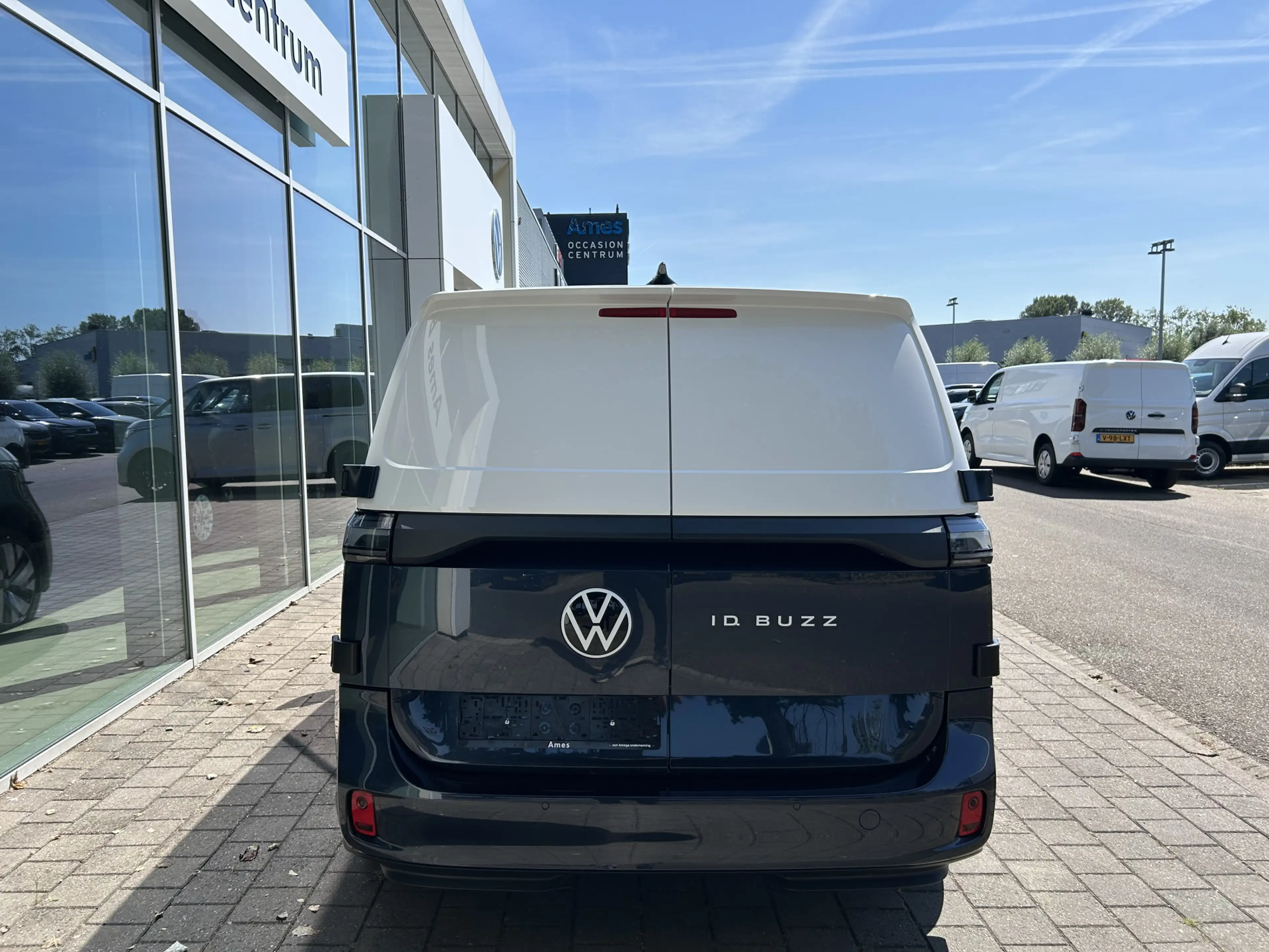 Volkswagen ID. Buzz Cargo Bulli Limited Edition 79 kwh - 286pk | Trekhaak | — photo 9