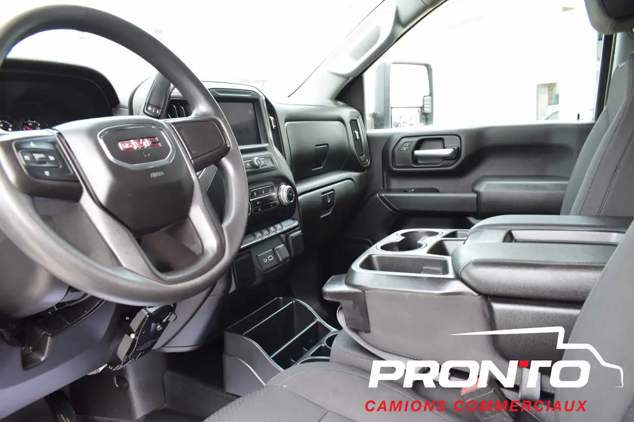 GMC Sierra 2500HD снимка GMC Sierra 2500HD