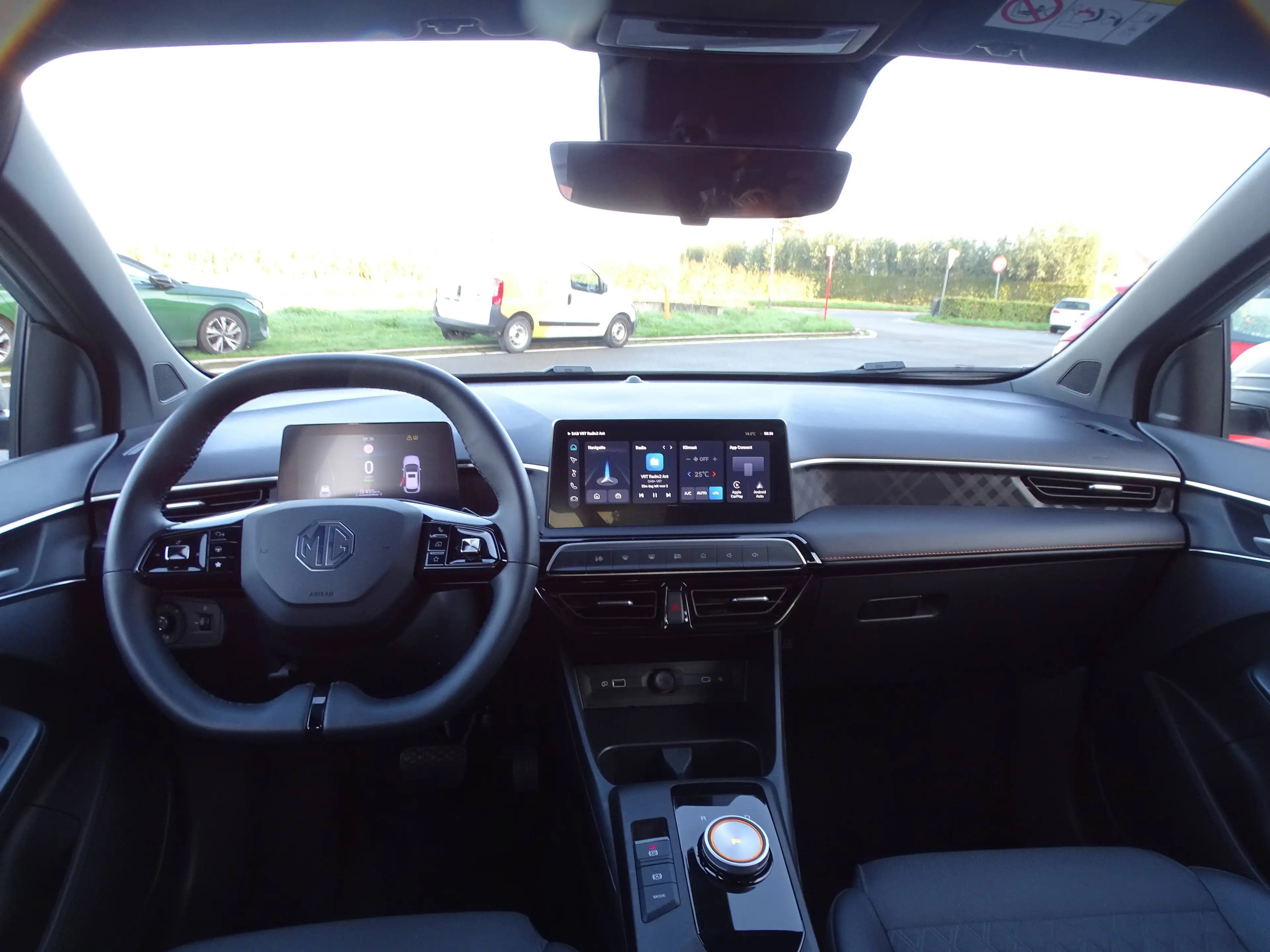 MG MG3 HEV HYBRID+ LUXURY — photo 13