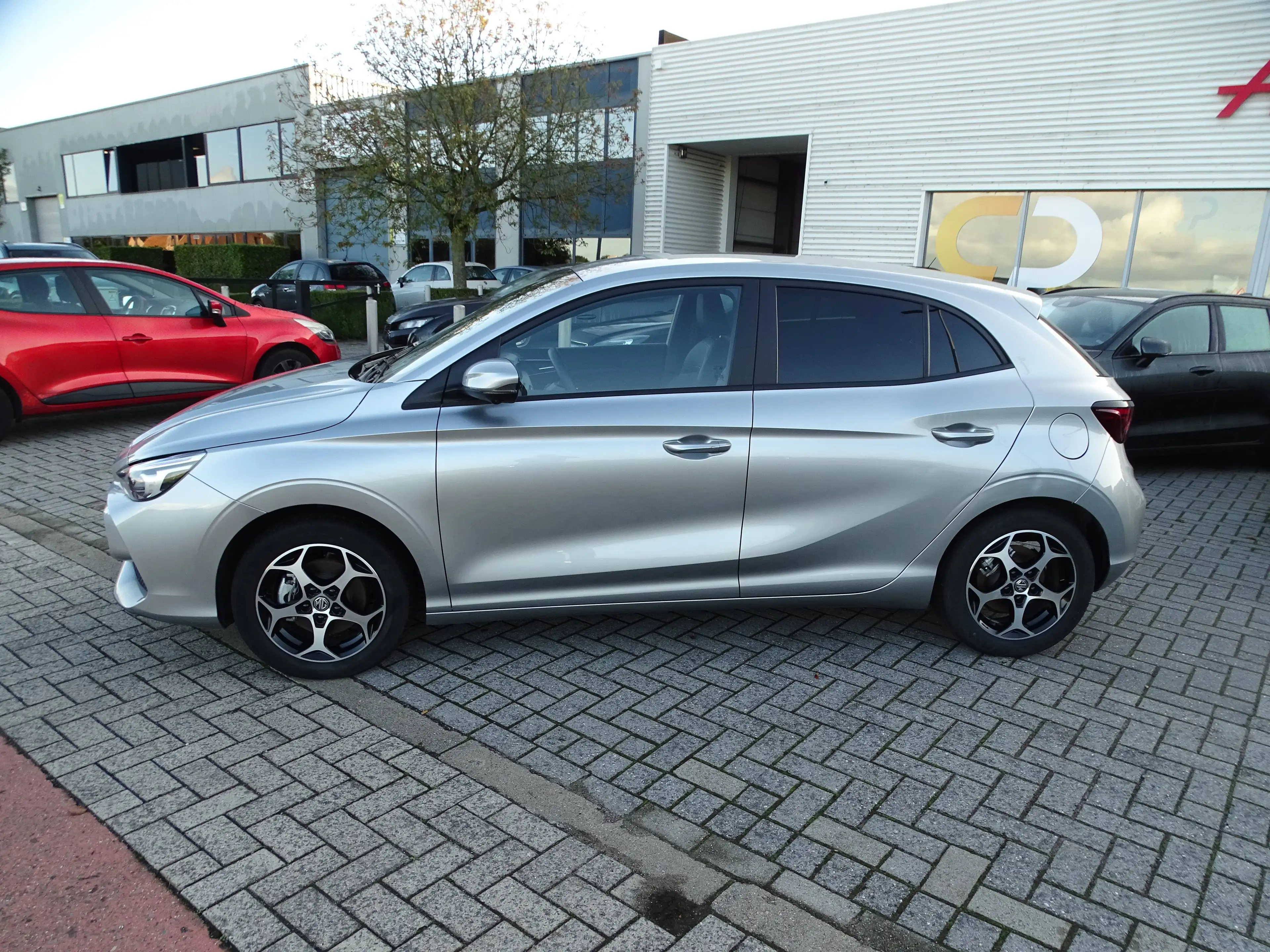 MG MG3 HEV HYBRID+ LUXURY — photo 5