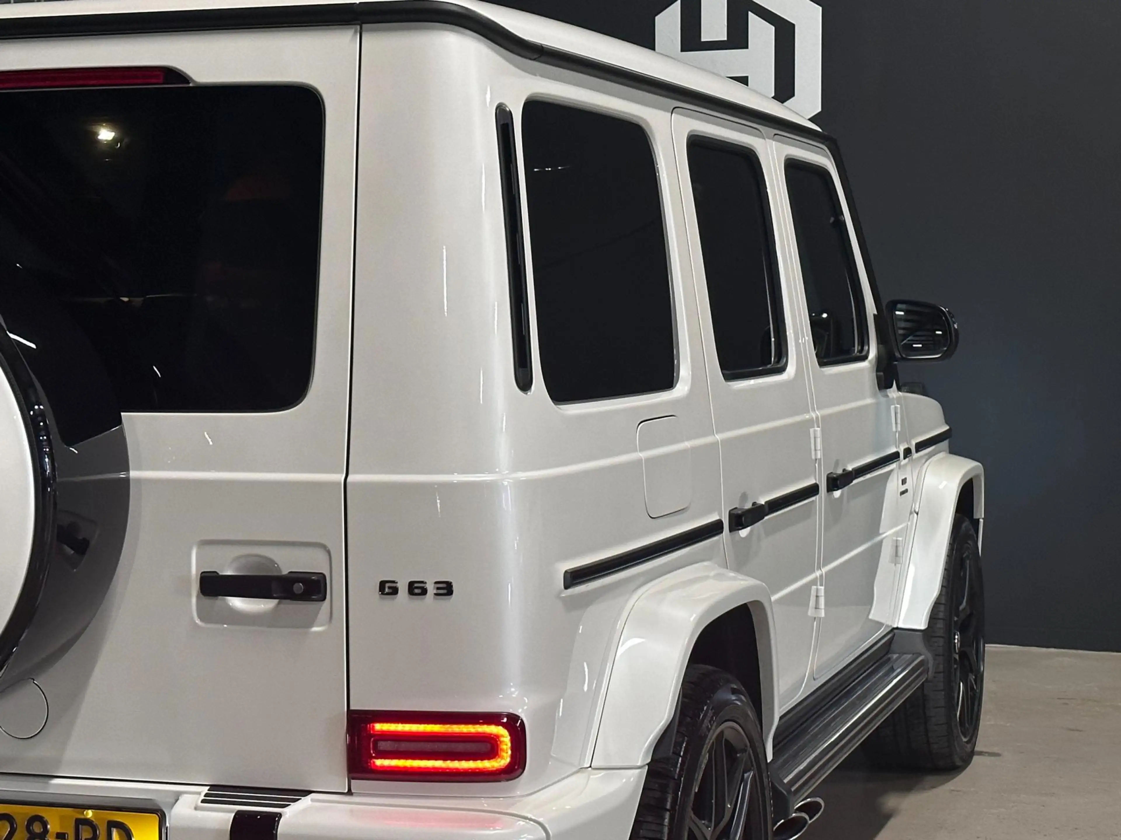 Mercedes-Benz G 63 AMG Manufaktur Full — photo 6