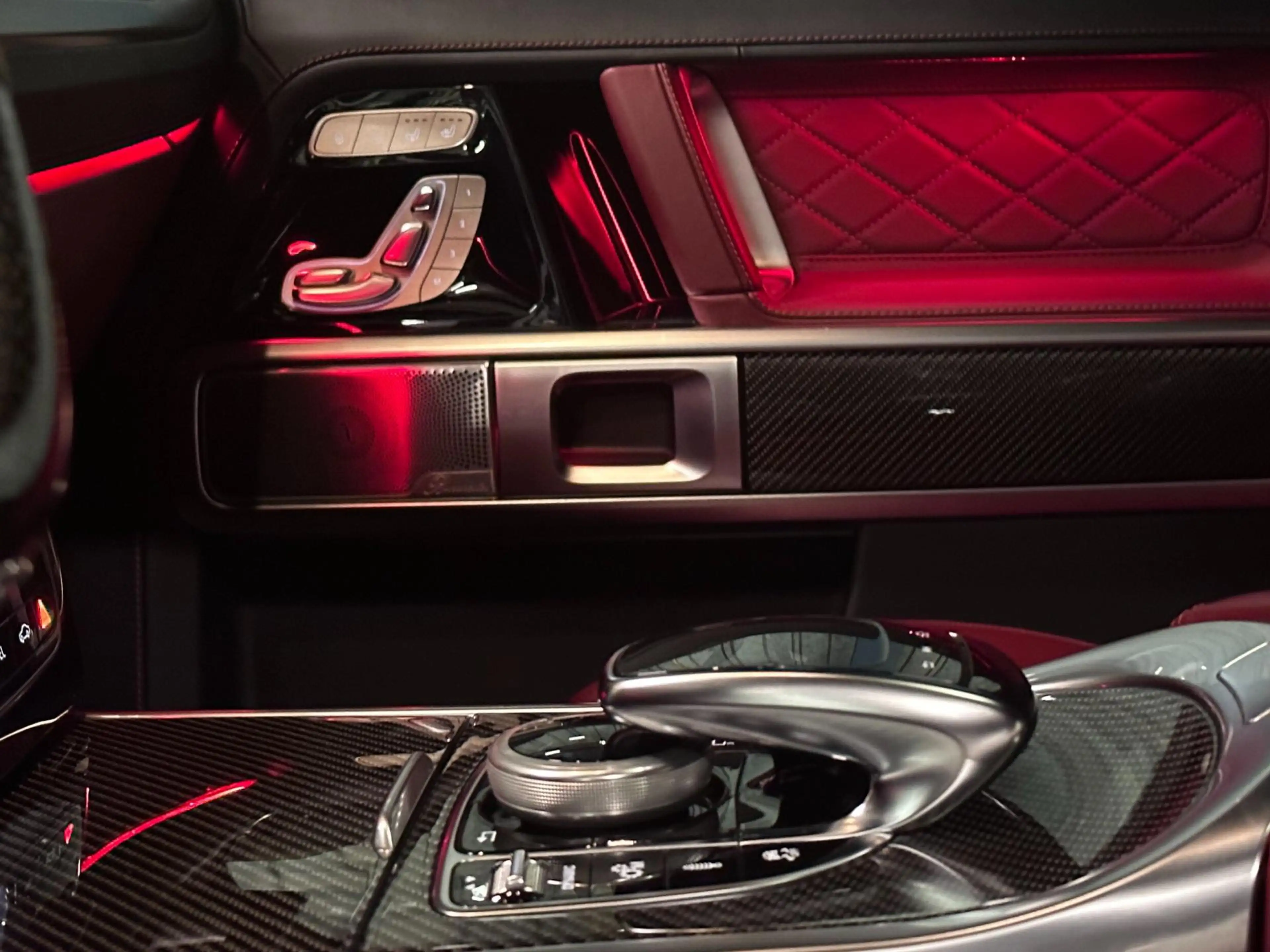 Mercedes-Benz G 63 AMG Manufaktur Full — photo 10