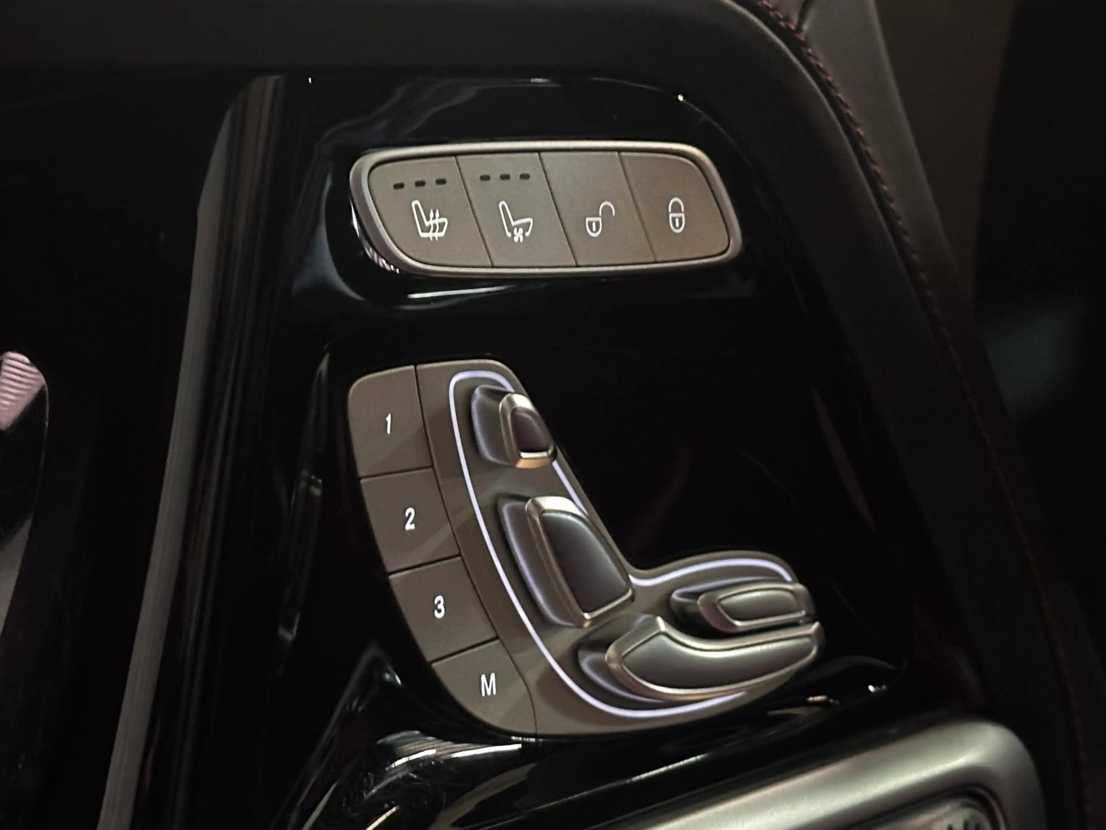 Mercedes-Benz G 63 AMG Manufaktur Full — photo 9