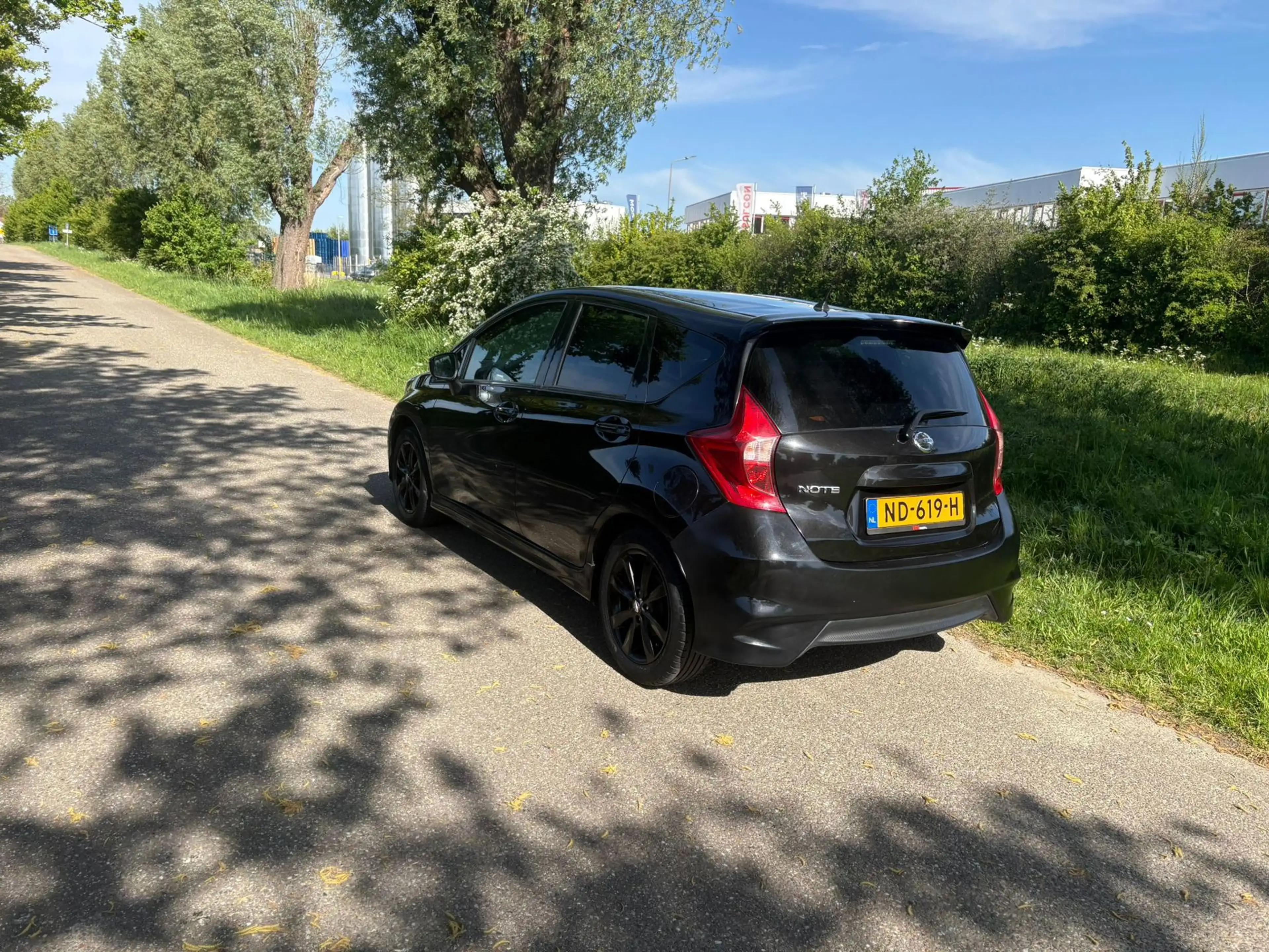 Nissan Note 1.2 Black Edition Airco Navi — photo 4