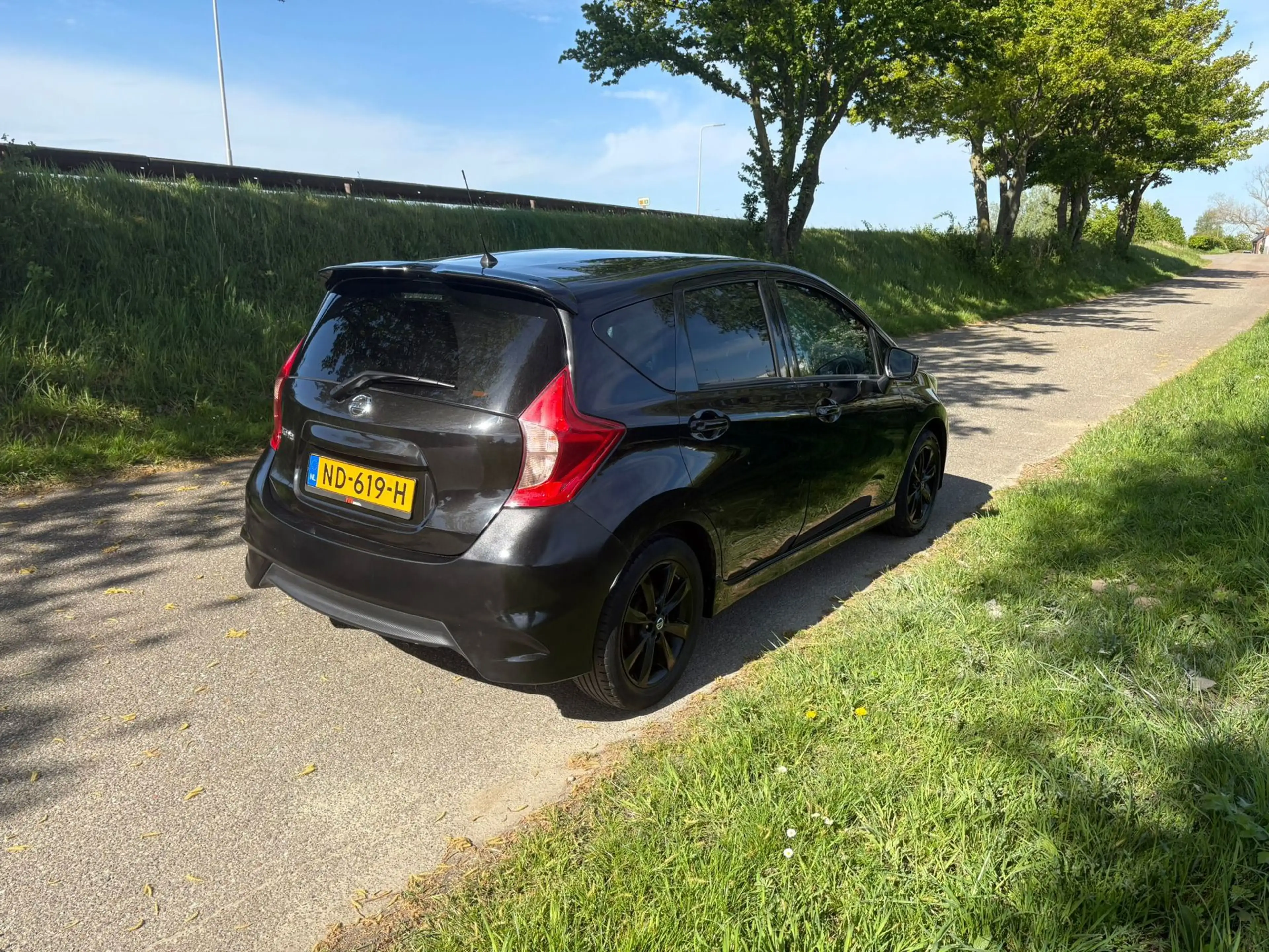 Nissan Note 1.2 Black Edition Airco Navi — photo 7