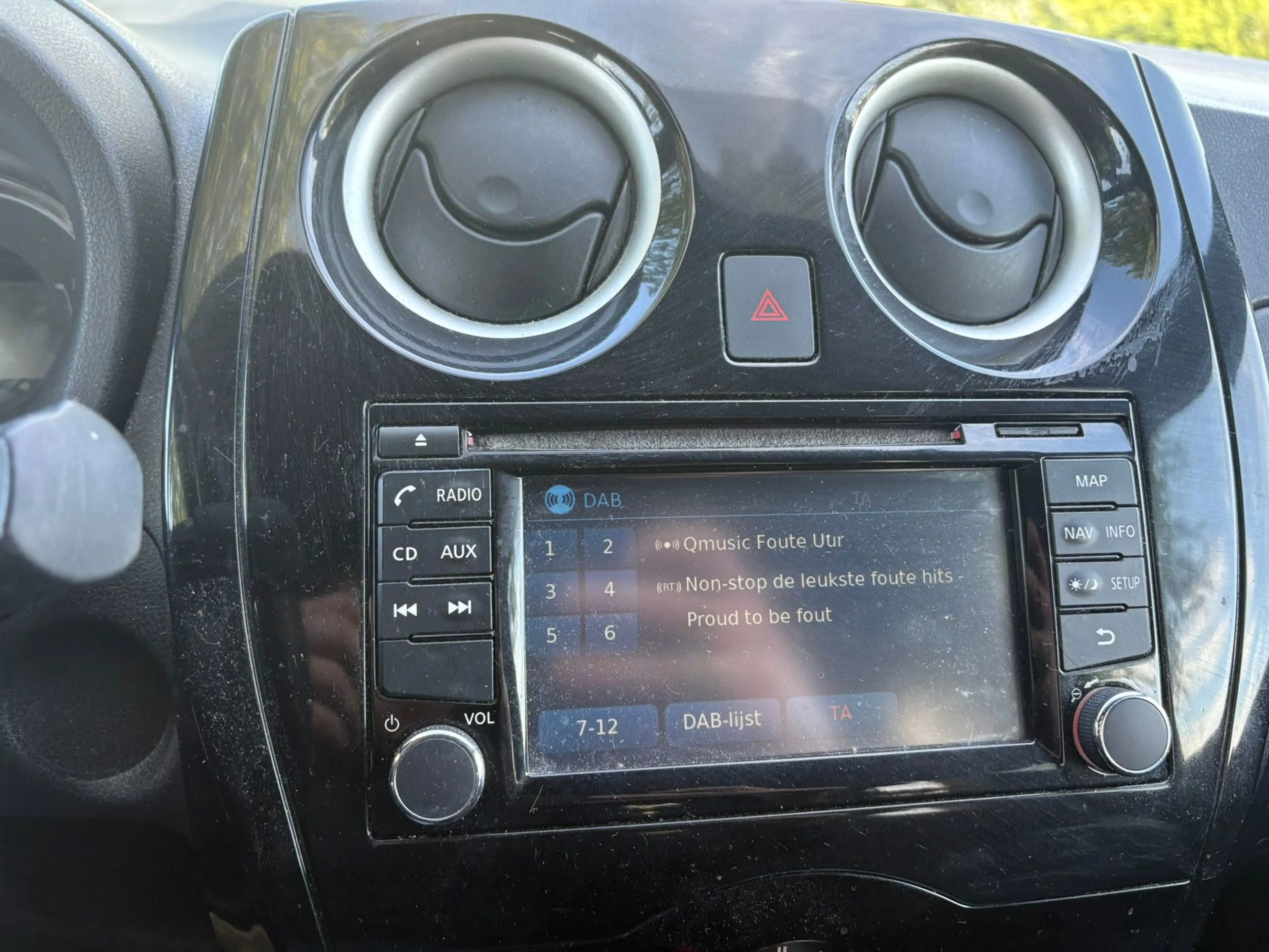 Nissan Note 1.2 Black Edition Airco Navi — photo 13