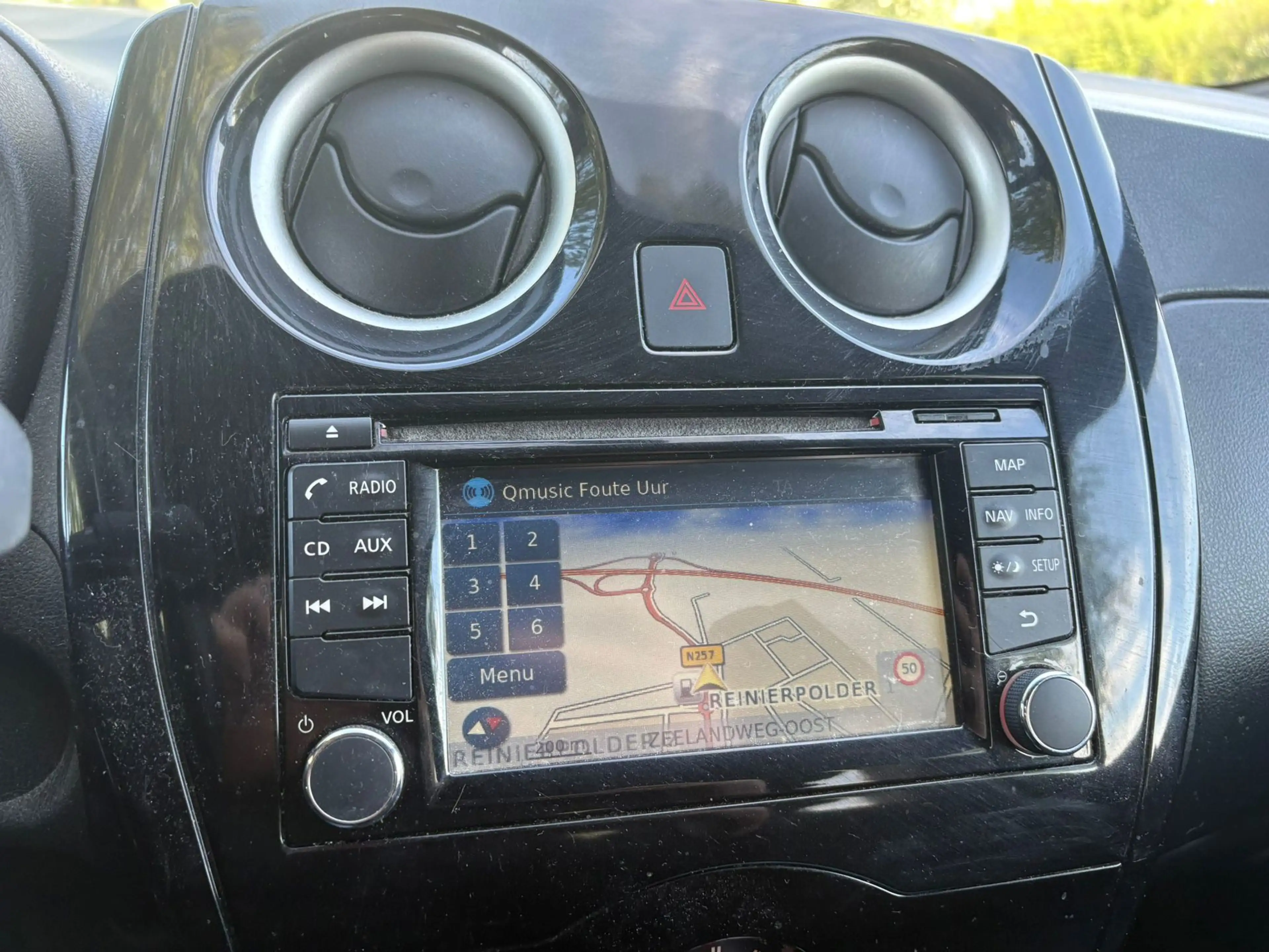 Nissan Note 1.2 Black Edition Airco Navi — photo 12