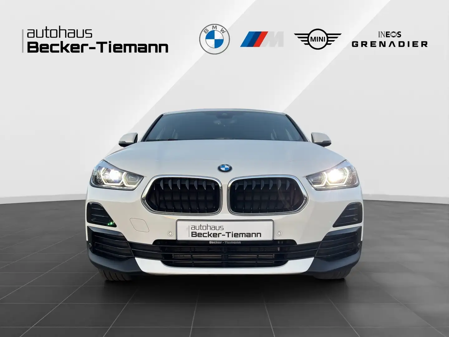 BMW X2 xDrive25e LED | Sportsitze | Advantage Plus Weiß - 2