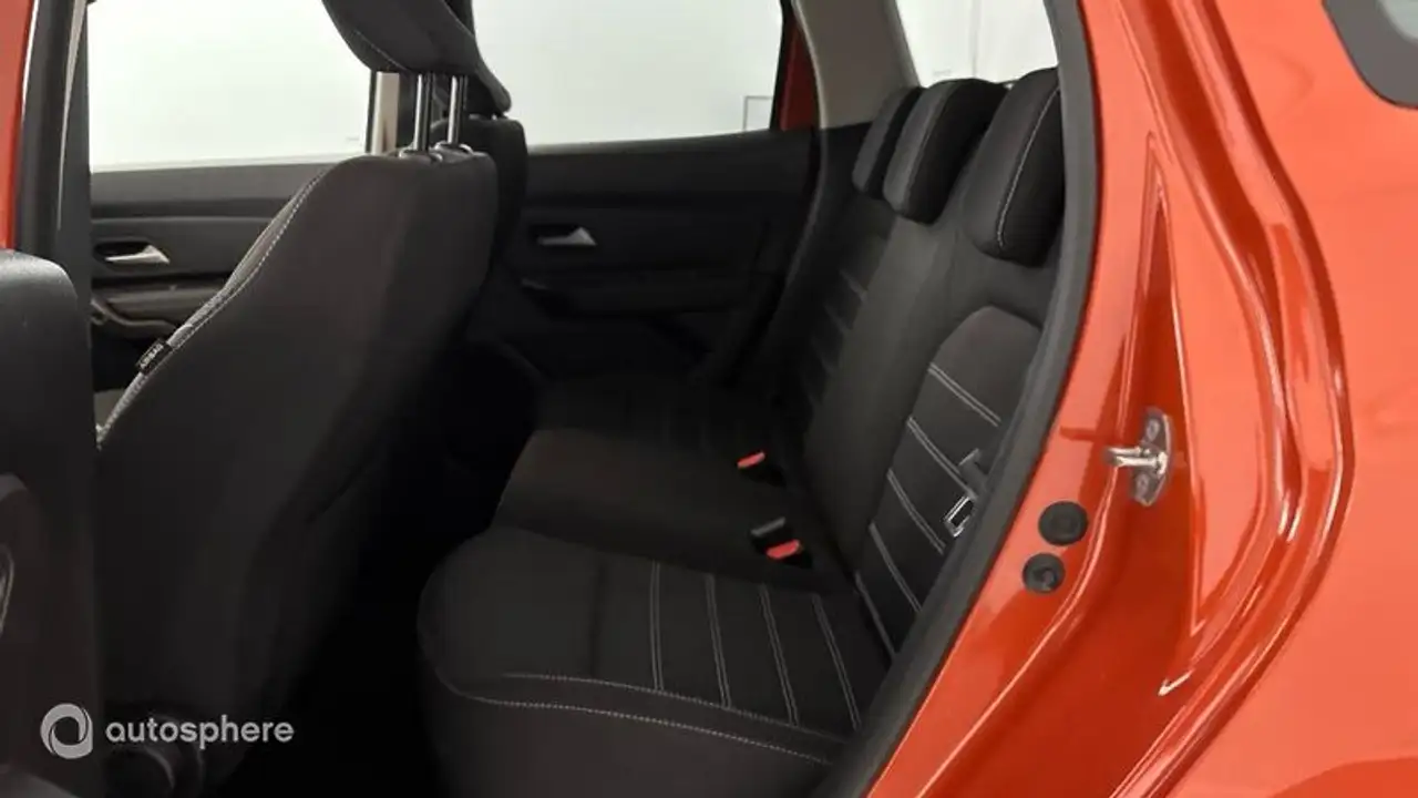 Dacia Duster — photo 13