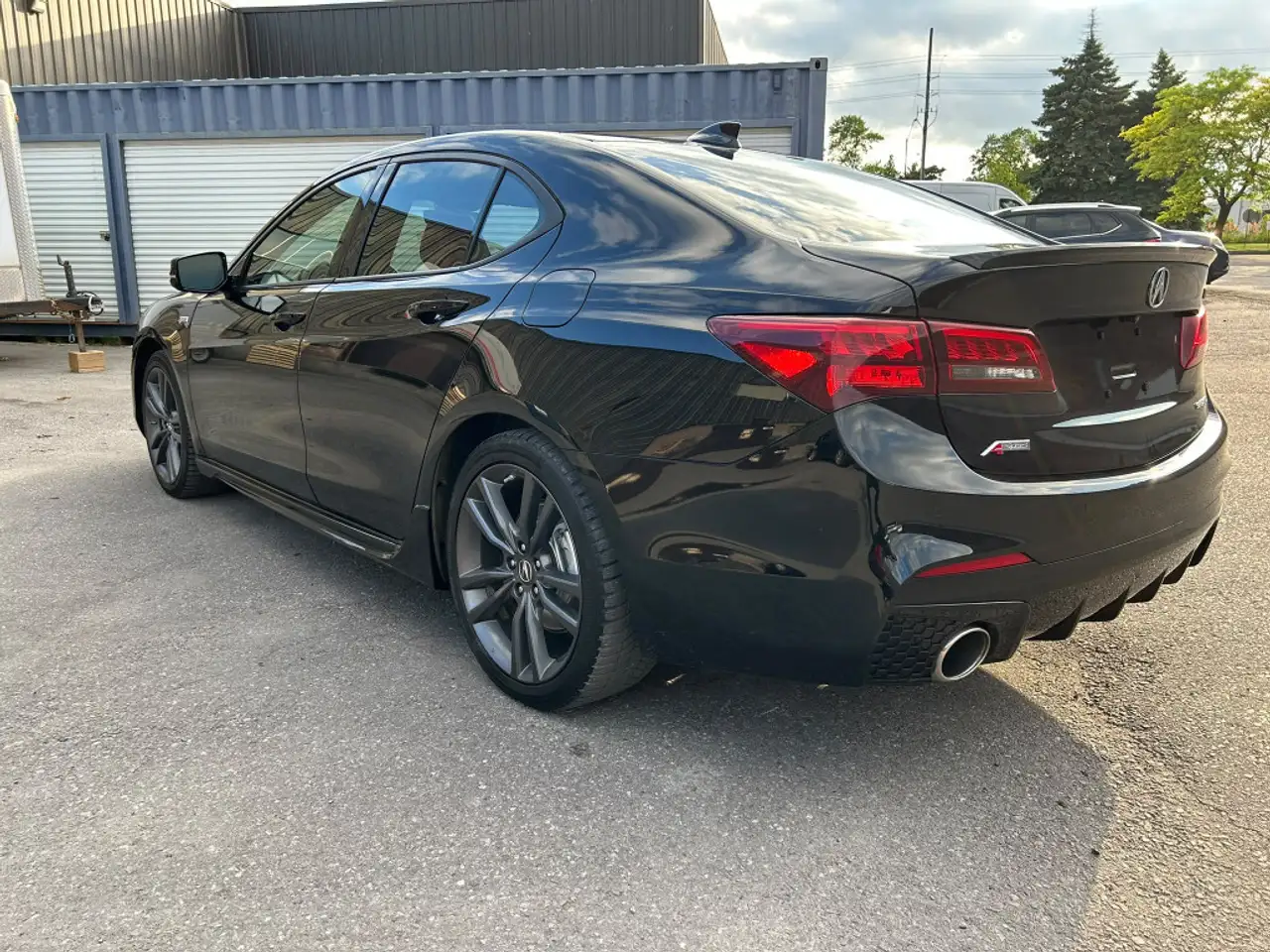 Acura TLX снимка Acura TLX