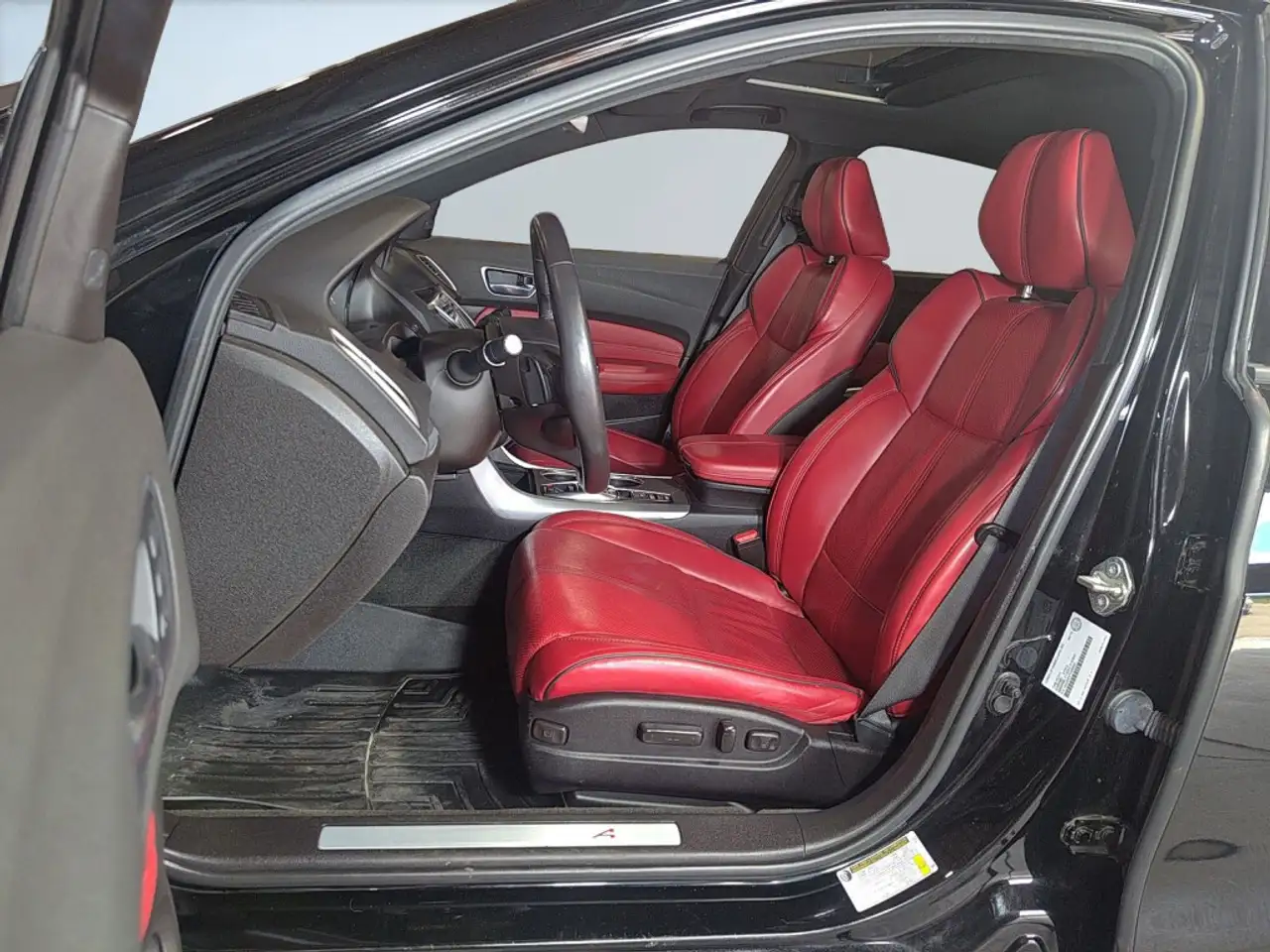 Acura TLX photo Acura TLX