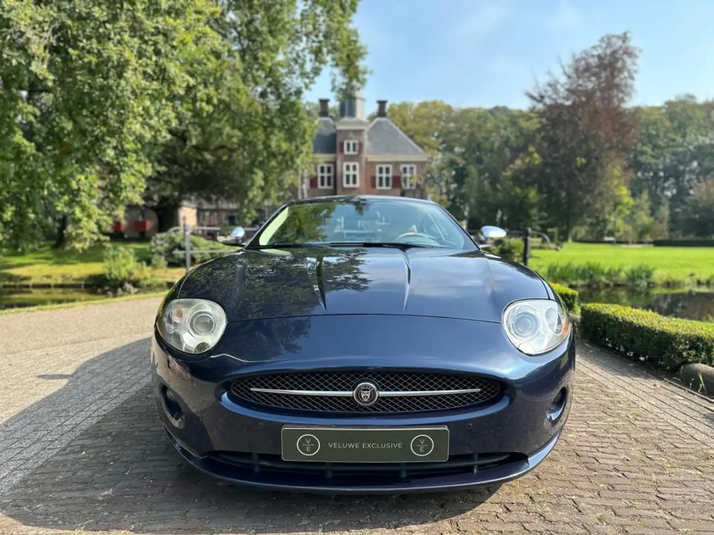 Jaguar XK 4.2 V8 Coupé | Youngtimer | Elek. Stoelen | Crème Azul - 2