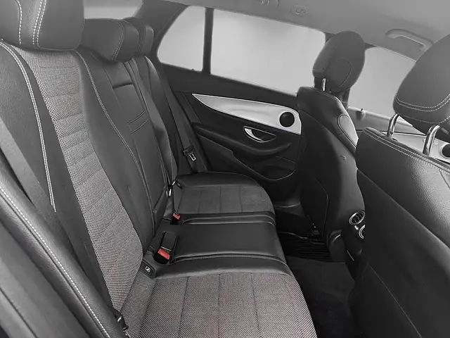 Mercedes-Benz E-Class view 11