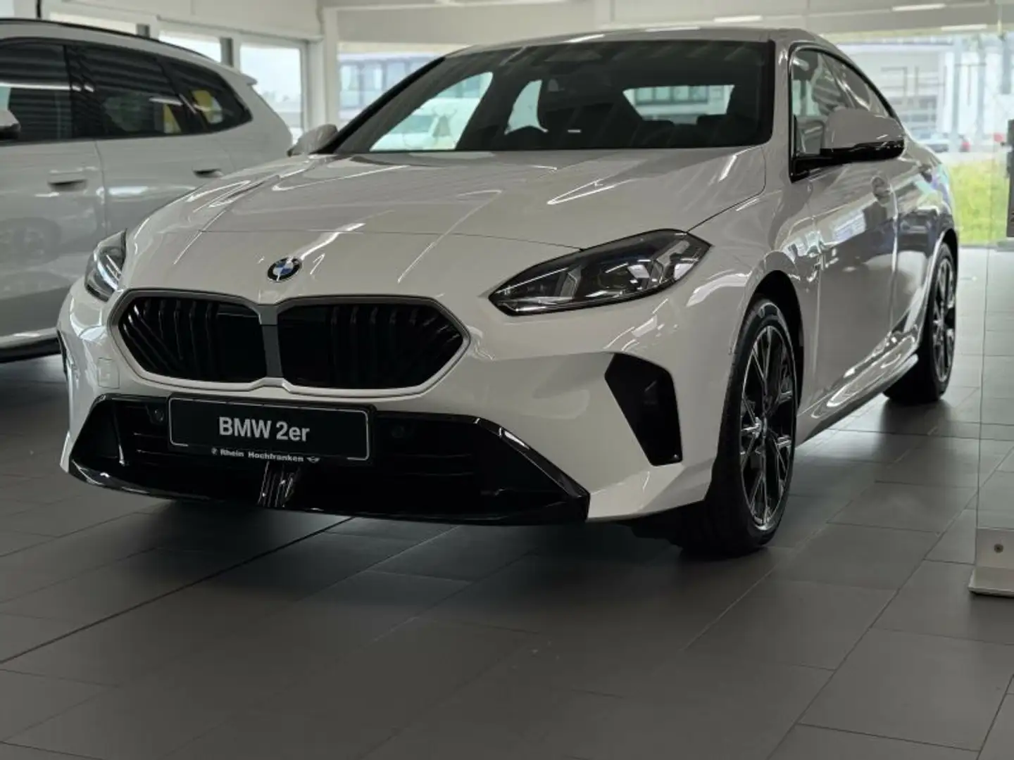 BMW 220 Gran Coupé *M-Sportpaket* *M-Sportpaket* Weiß - 2