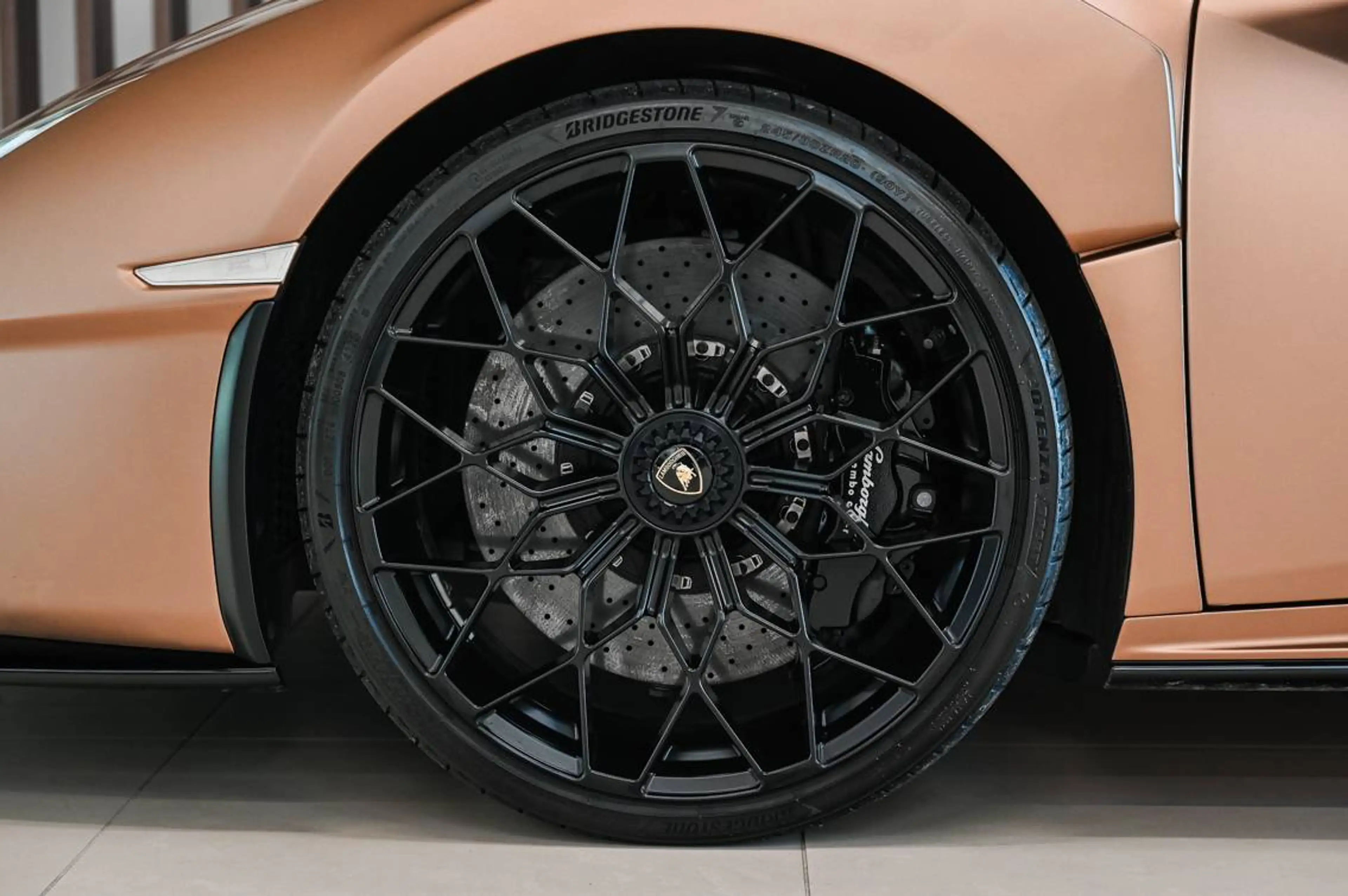 Lamborghini Huracán Huracan 5.2i V10 40v LP640-2 STO — photo 8
