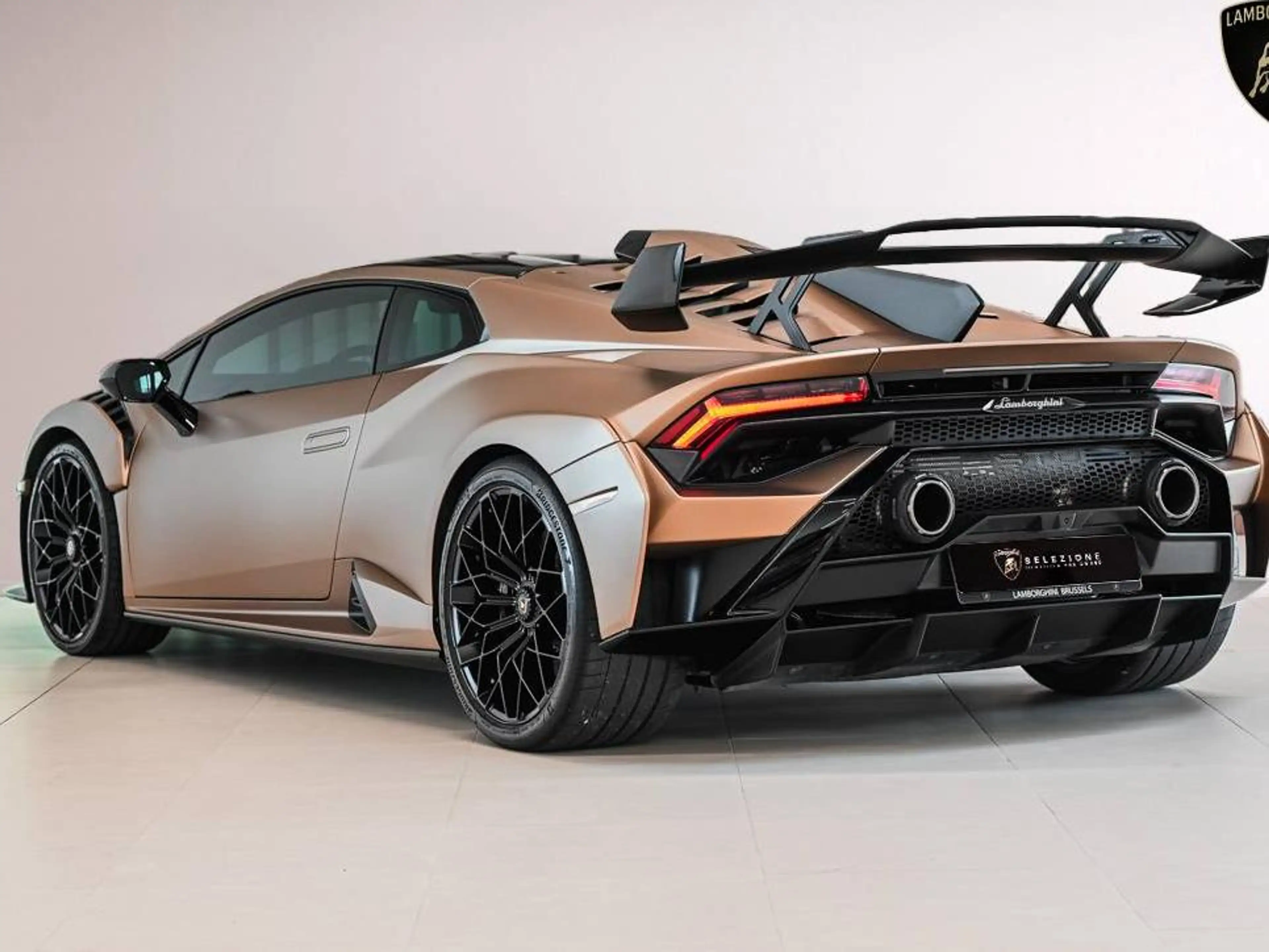 Lamborghini Huracán Huracan 5.2i V10 40v LP640-2 STO — photo 3